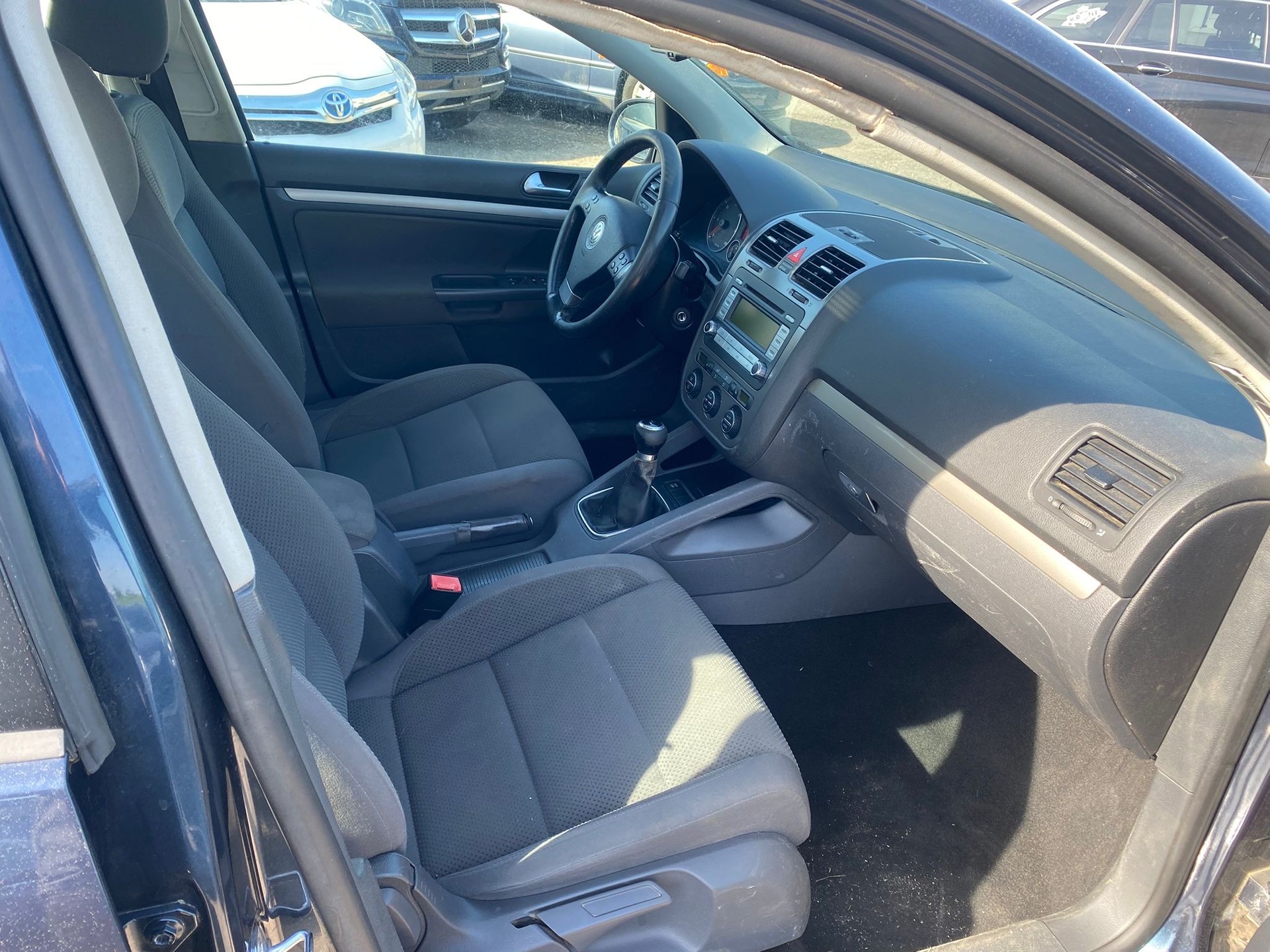 VW Golf 1.9 TDI Comfortline 4Motion-image-10