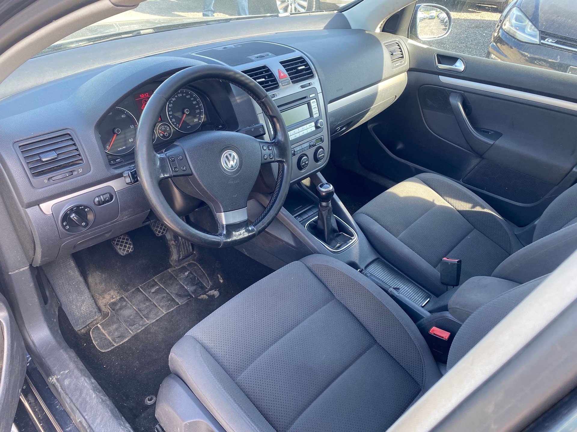 VW Golf 1.9 TDI Comfortline 4Motion-image-9