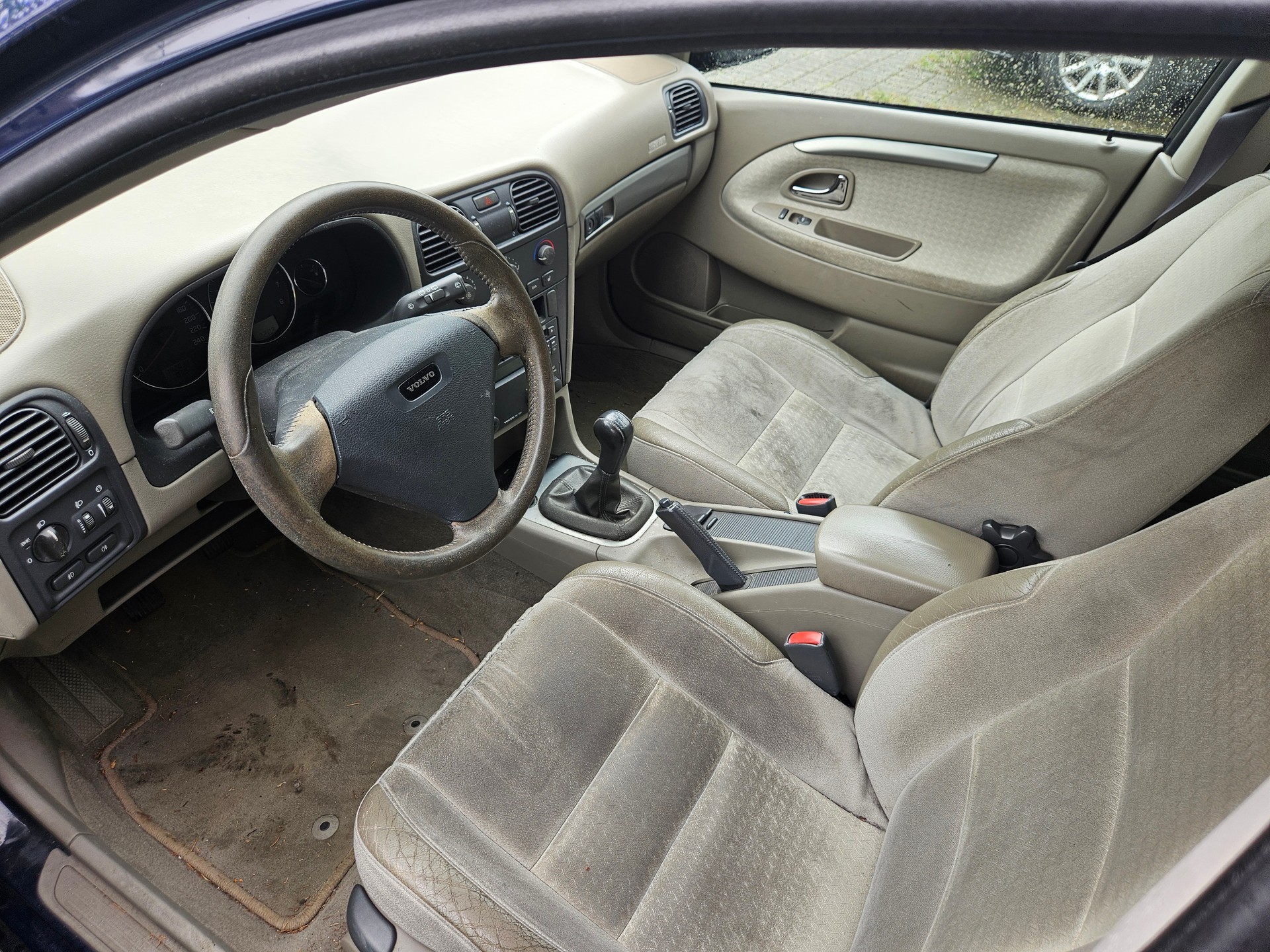 VOLVO V40 2.0 Nordic-image-8