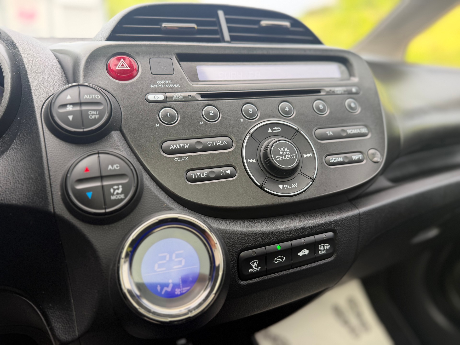 HONDA Jazz 1.3i Hybrid Elegance CVT-image-12