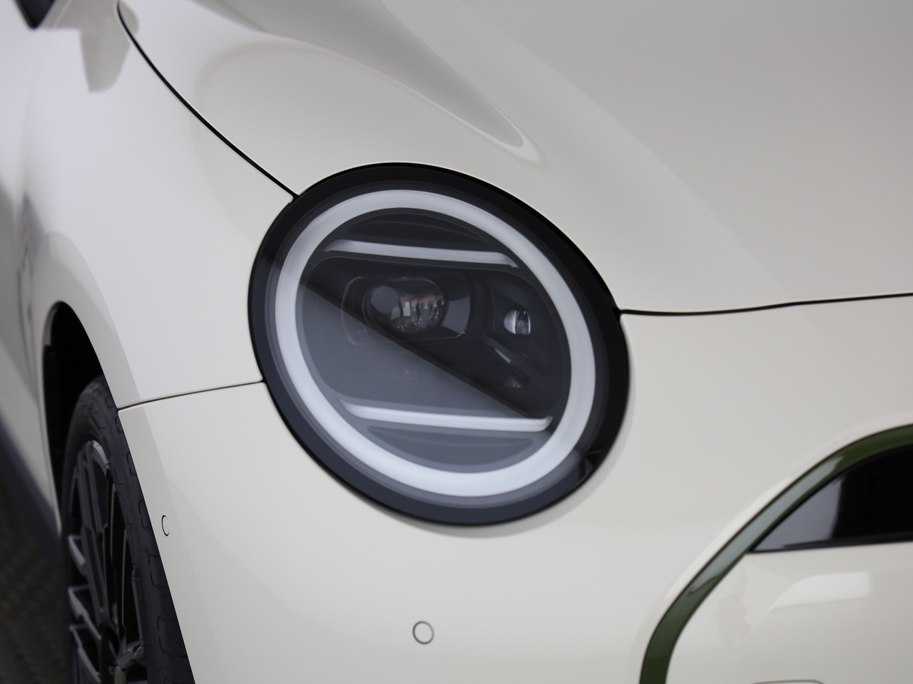 MINI Cooper SE-image-5