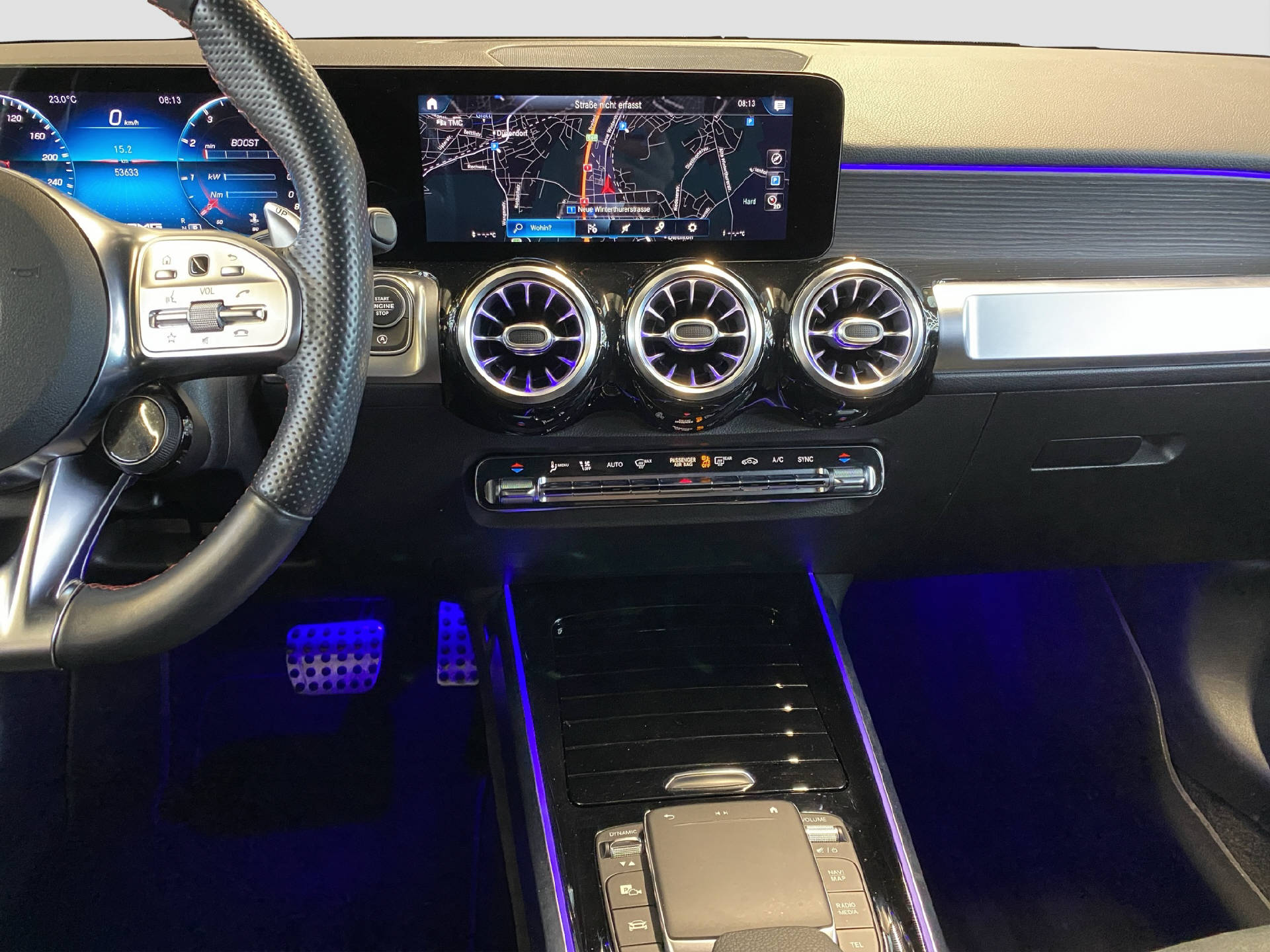 MERCEDES-BENZ GLB 35 AMG 4MATIC-image-10