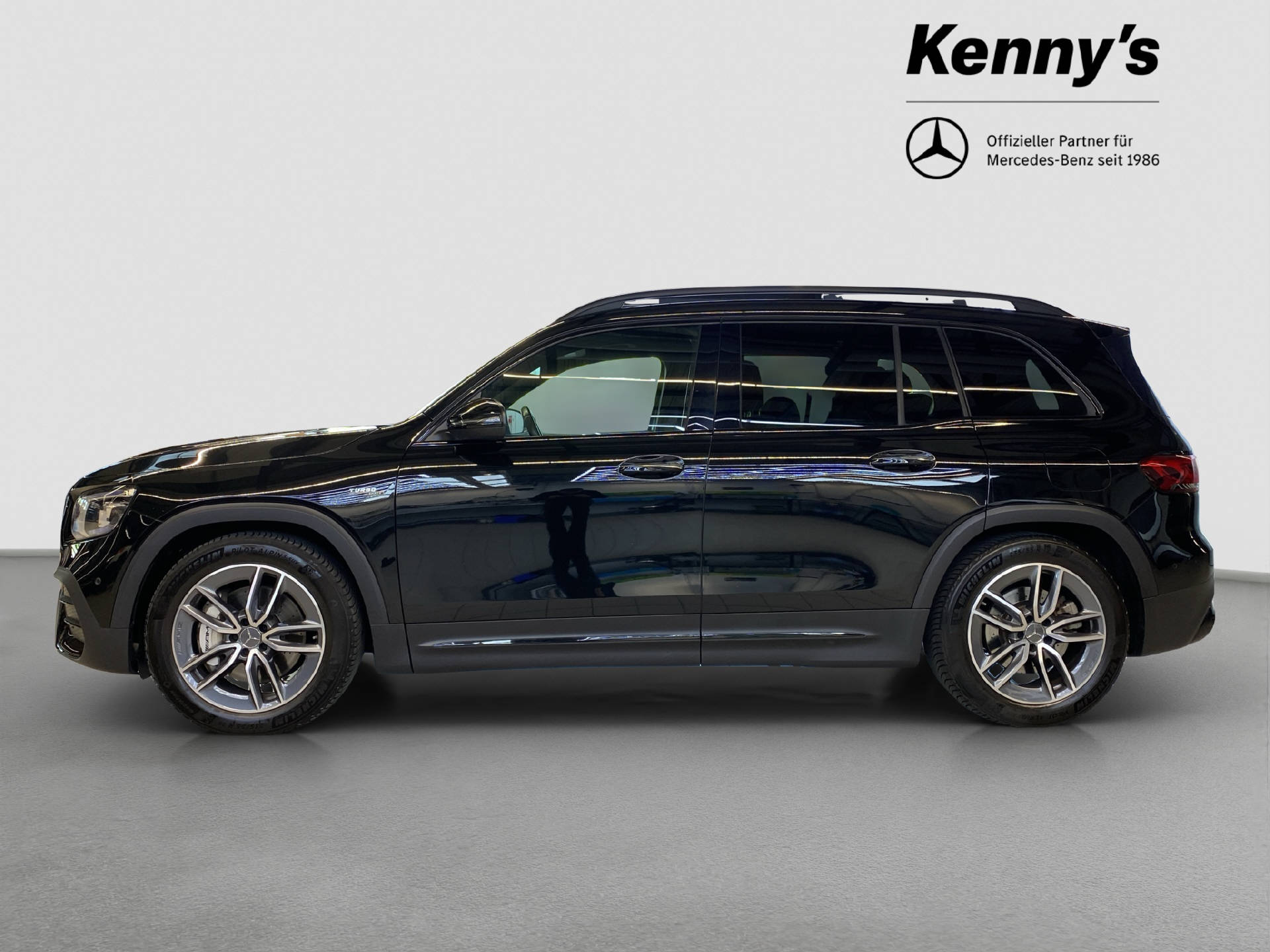 MERCEDES-BENZ GLB 35 AMG 4MATIC-image-2
