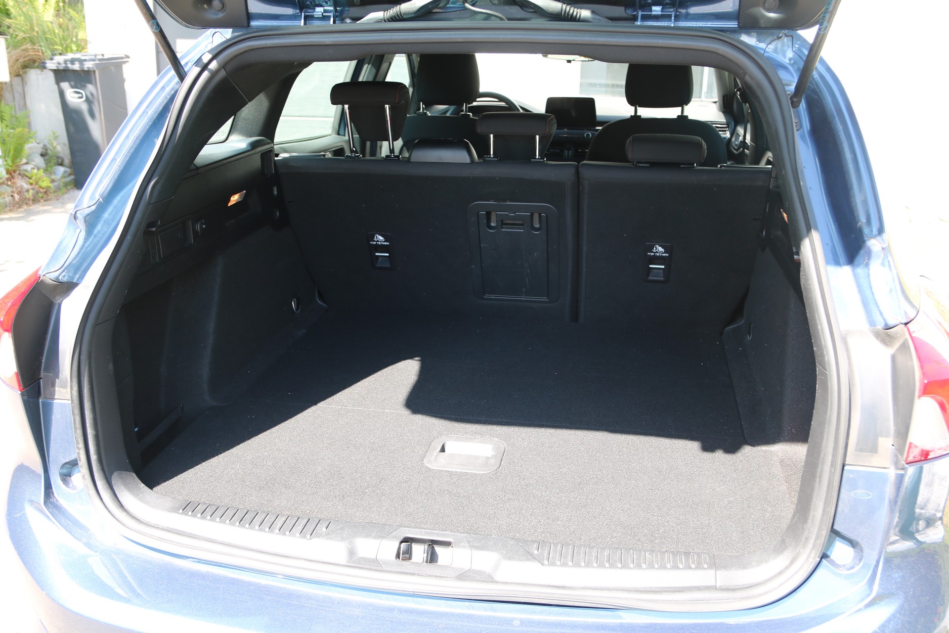 FORD Focus Station Wagon 1.0i EcoB 125 ST-Line-image-5