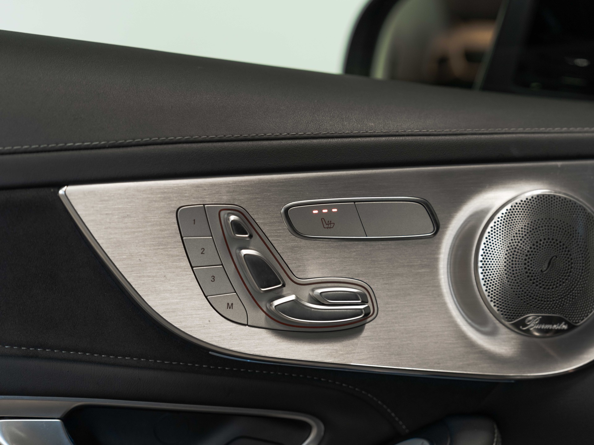 MERCEDES-BENZ C 63 S AMG Speedshift-image-30
