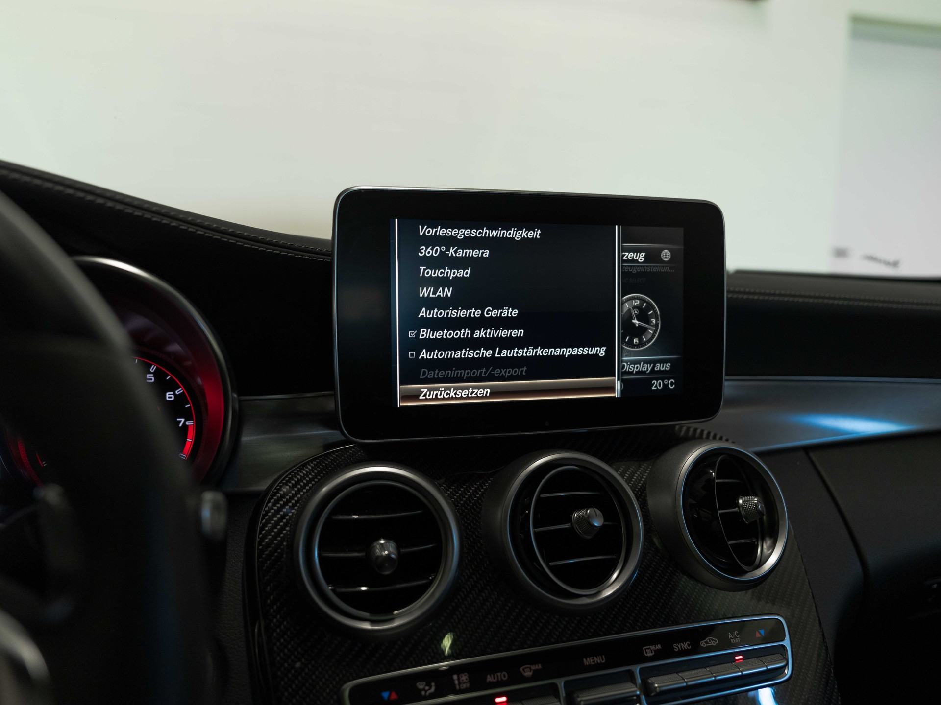 MERCEDES-BENZ C 63 S AMG Speedshift-image-41