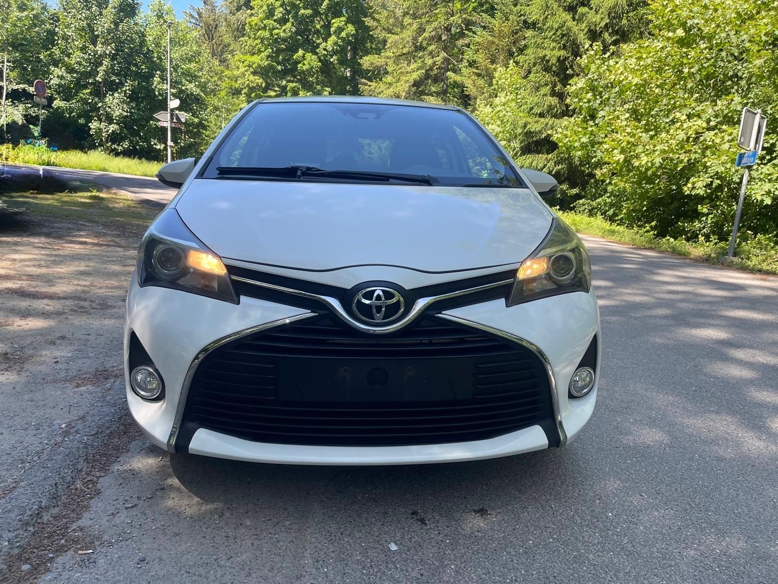 TOYOTA Yaris 1.33 Trend