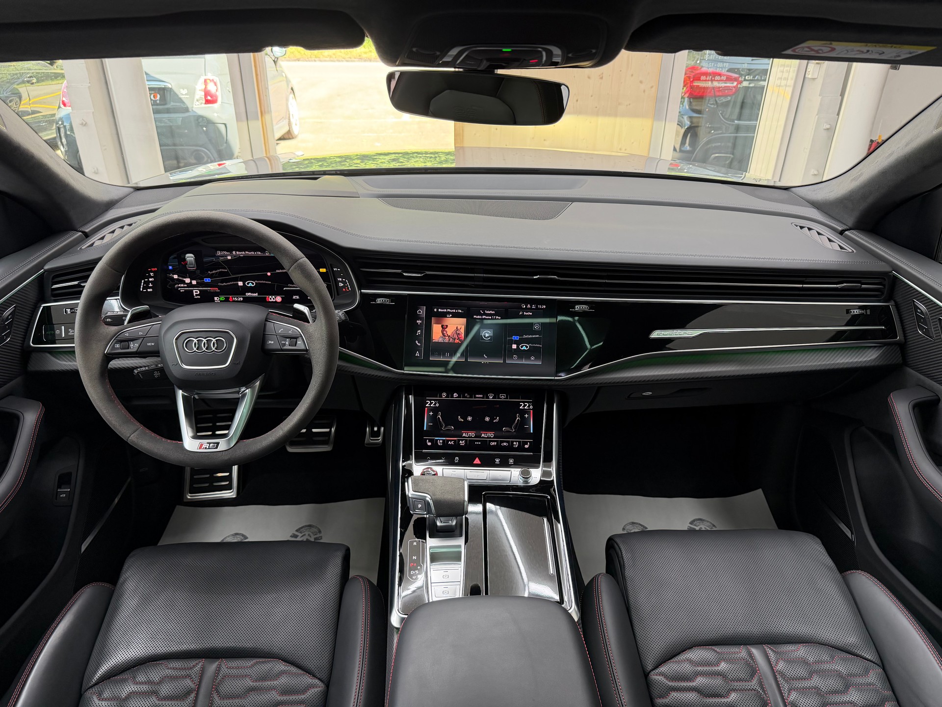 AUDI RS Q8 4.0 V8 TFSI quattro T-Tronic-image-9