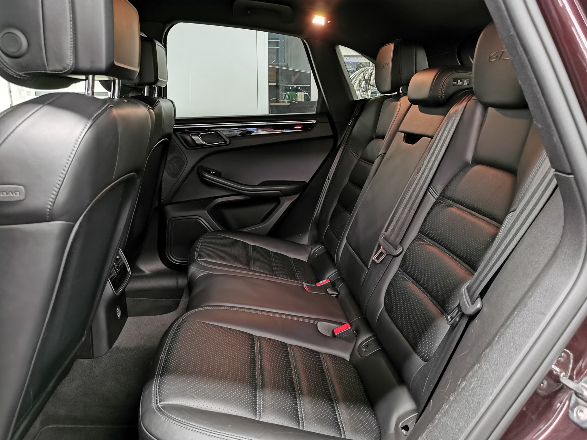 PORSCHE Macan GTS PDK-image-11