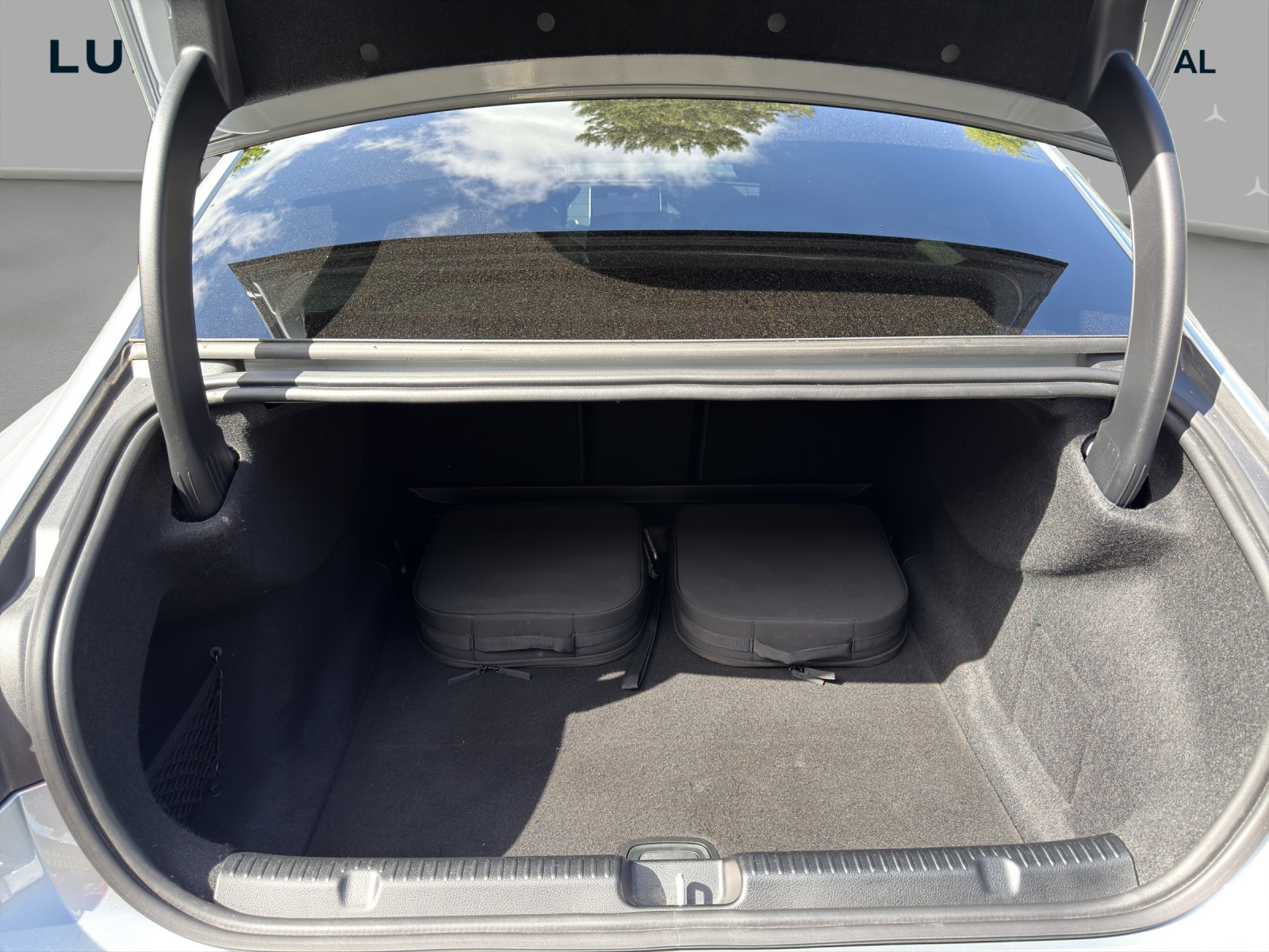 MERCEDES-BENZ EQE 350 4 Matic Executive Edition-image-14