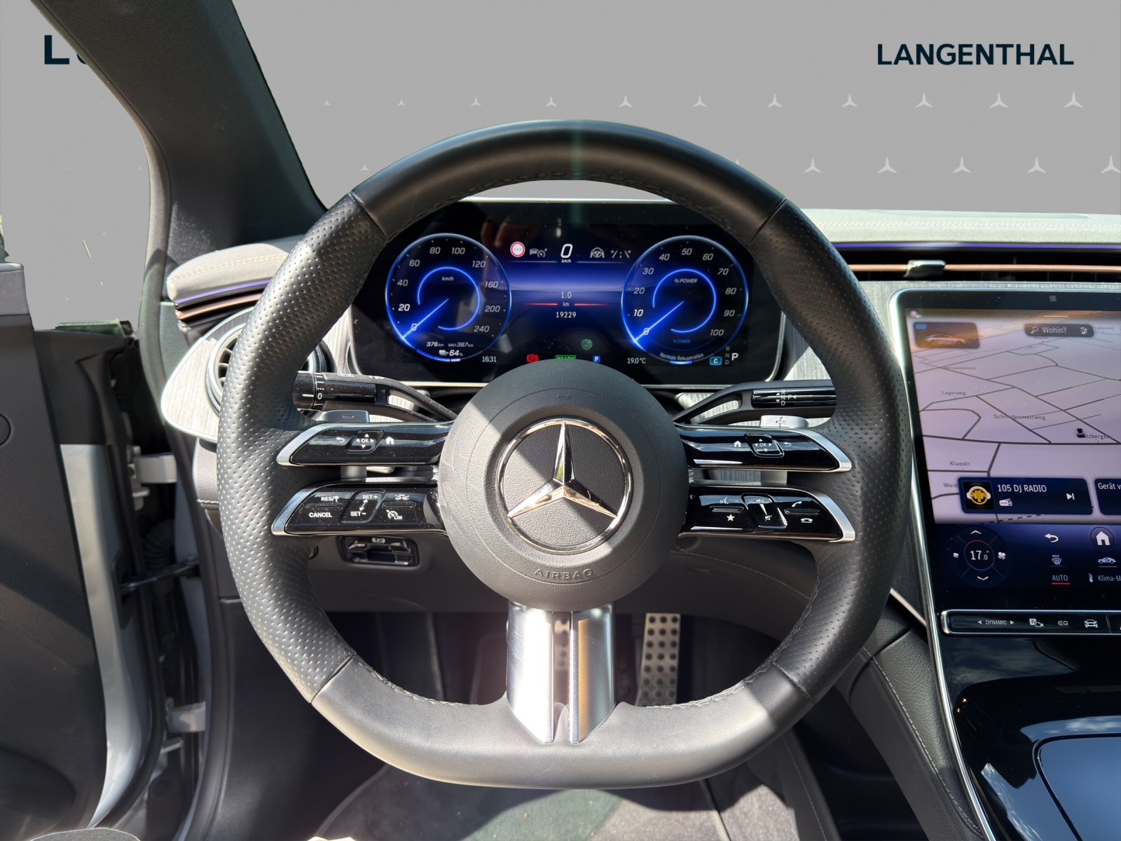 MERCEDES-BENZ EQE 350 4 Matic Executive Edition-image-9