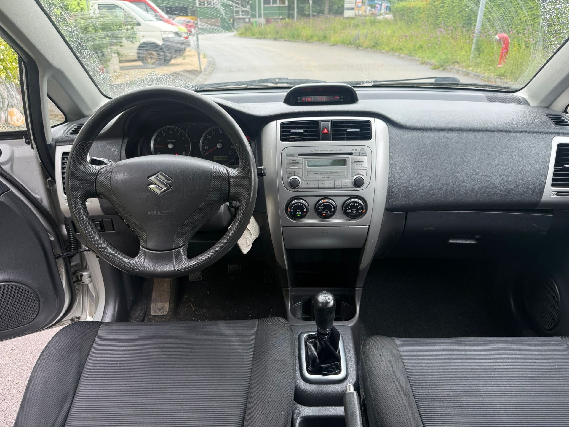 SUZUKI Liana 1.6 16V Sport Limited Edition 4WD-image-3