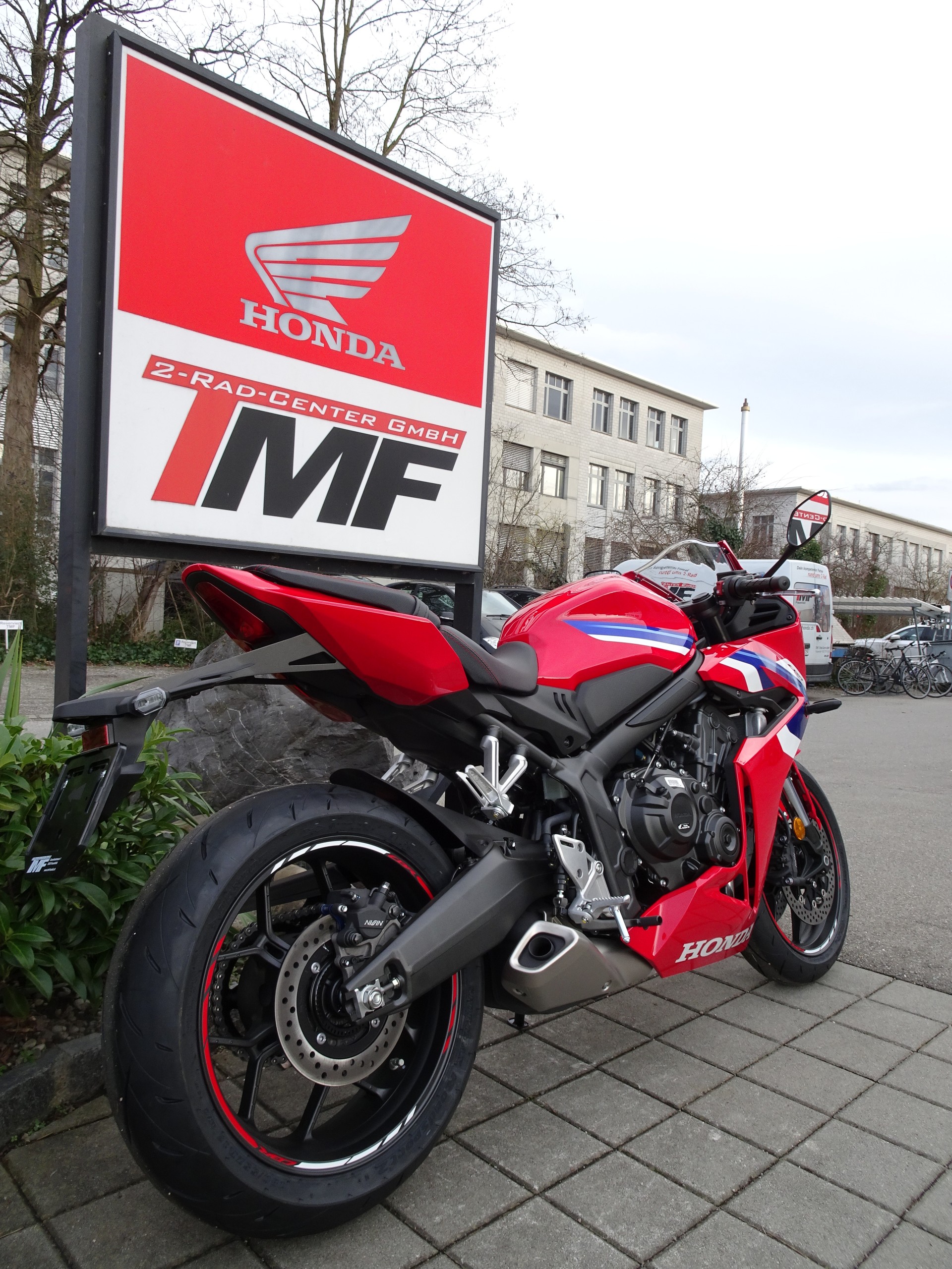 HONDA CBR 650 R E-Clutch-showroom-element-2