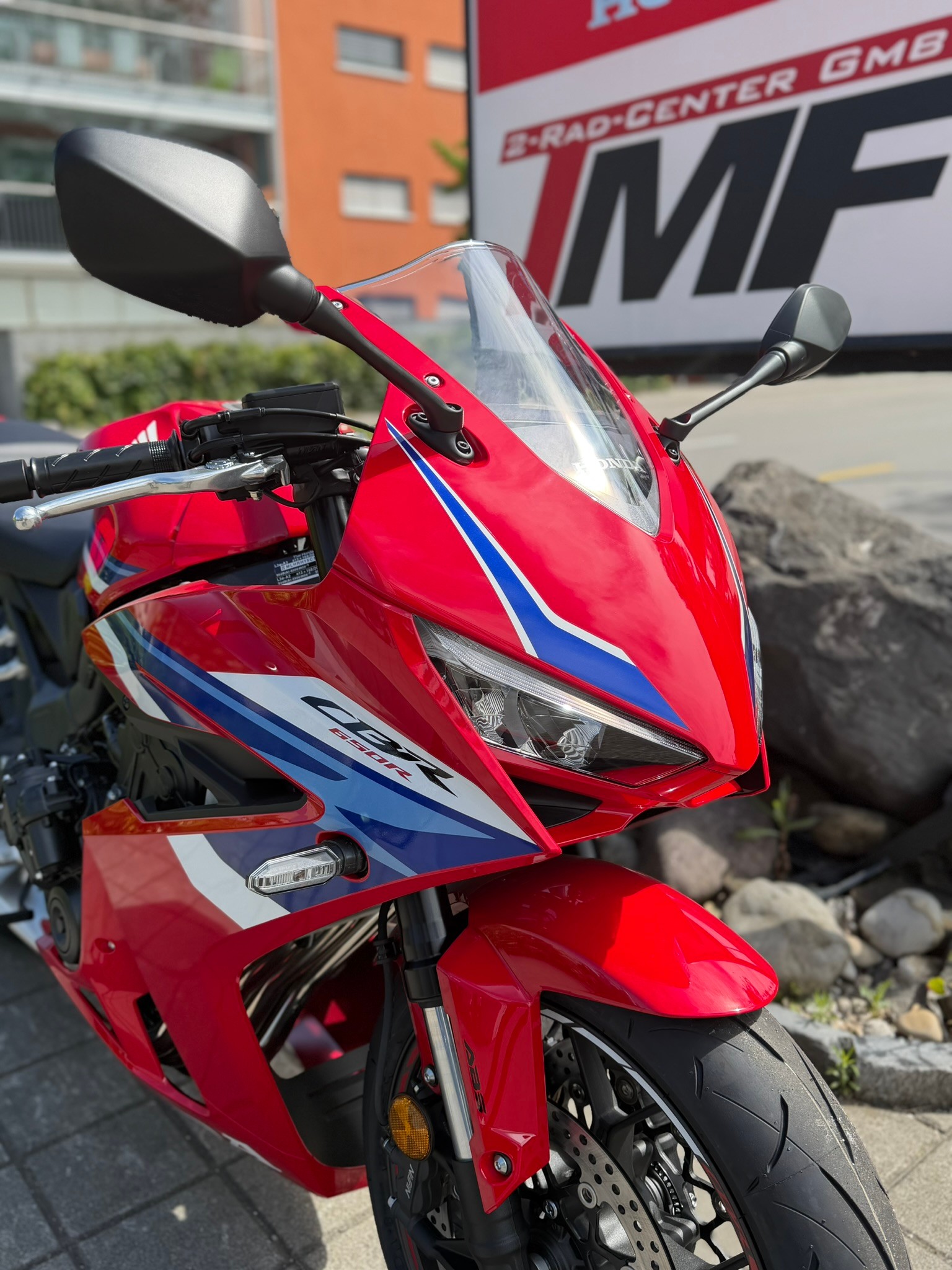 HONDA CBR 650 R E-Clutch-showroom-element-3