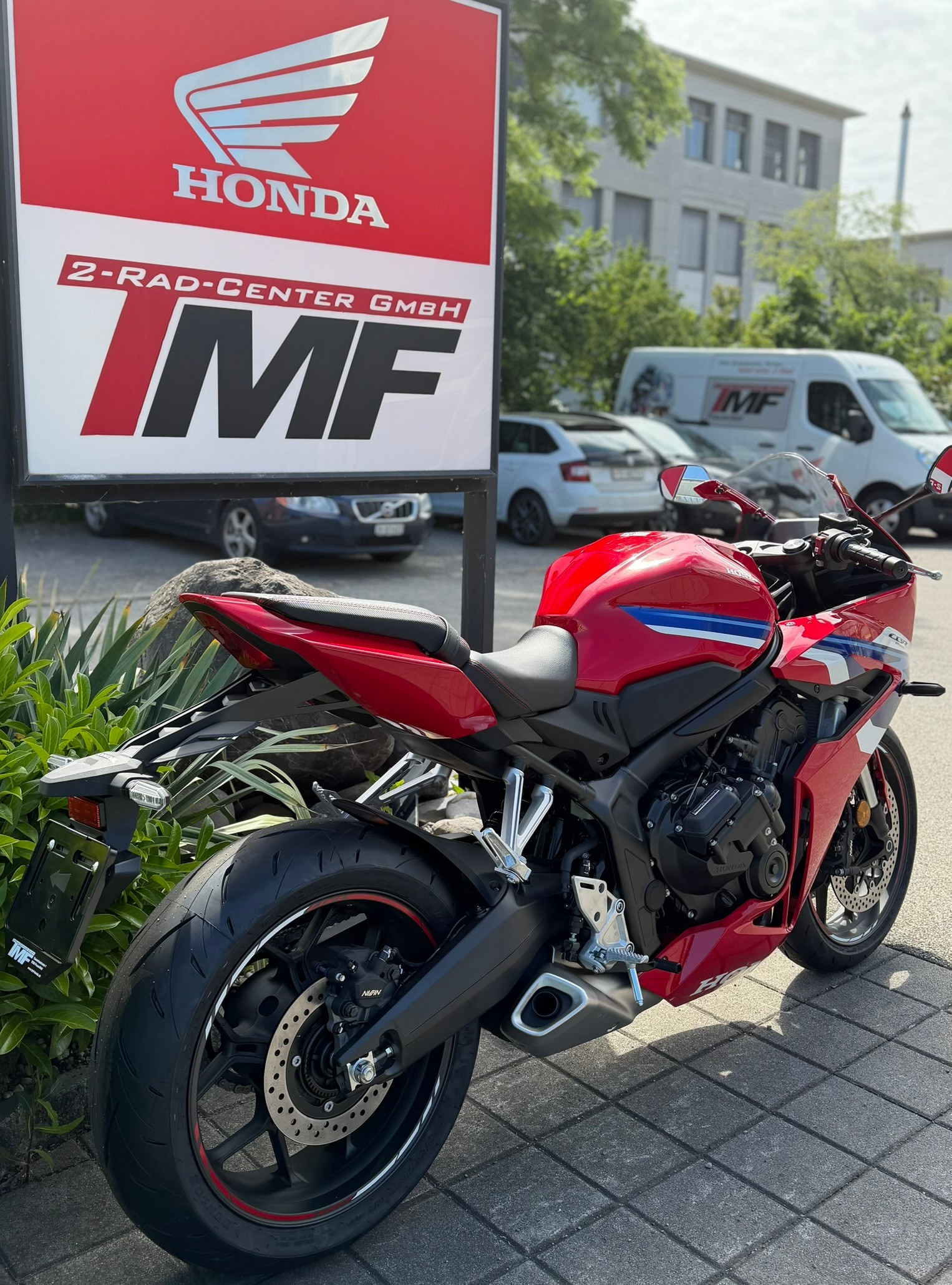 HONDA CBR 650 R E-Clutch-showroom-element-1