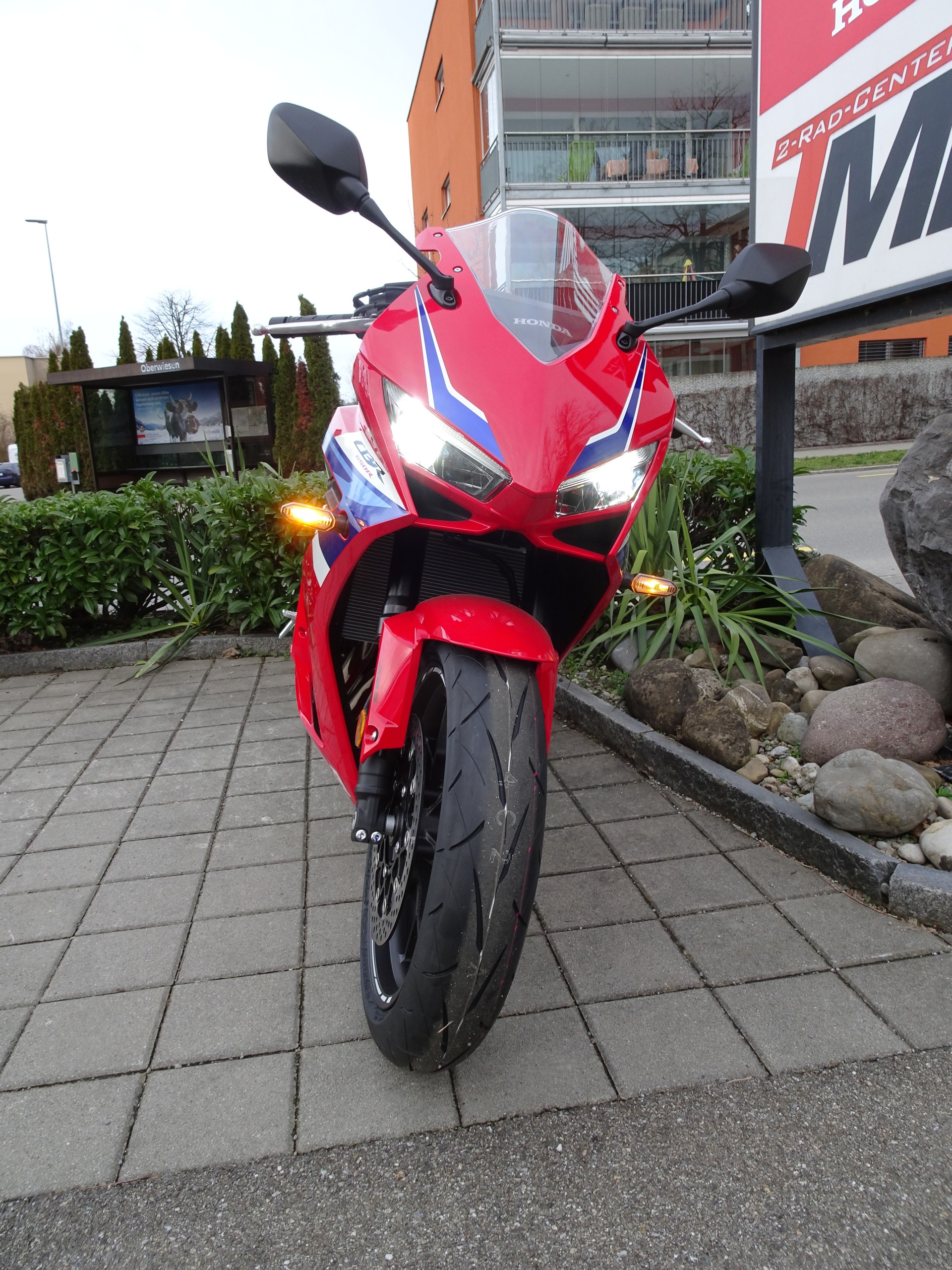 HONDA CBR 650 R E-Clutch-showroom-element-3