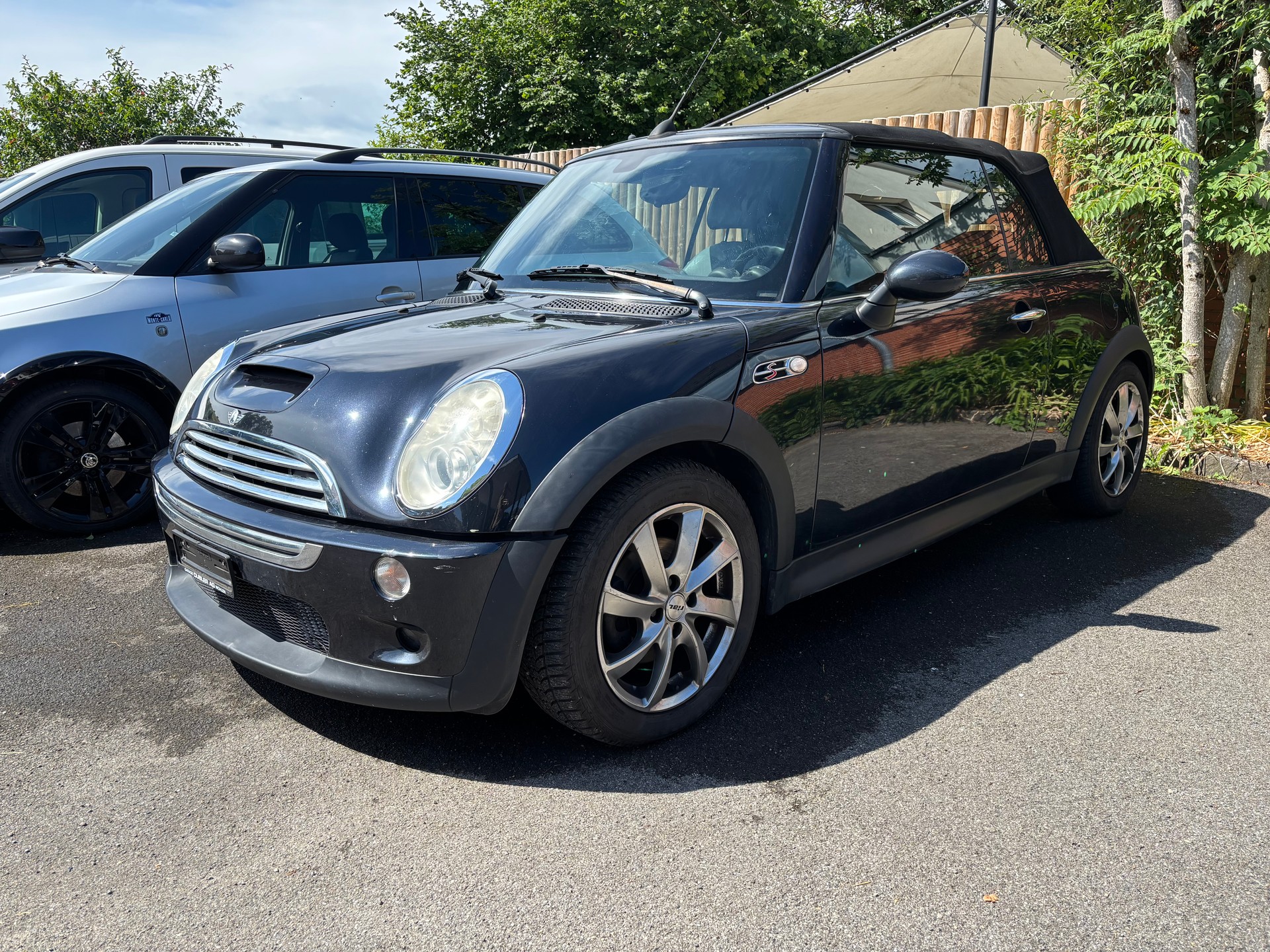 MINI Cooper S Cabriolet-image-0