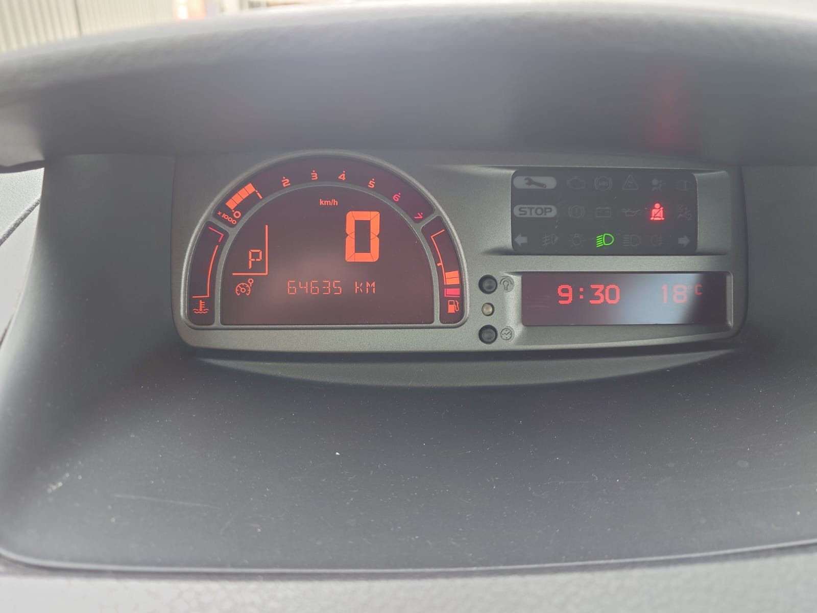RENAULT Modus 1.6 16V Night&Day Automatic-image-6