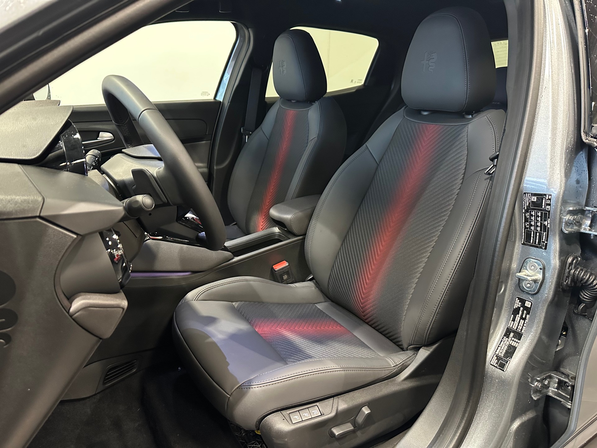ALFA ROMEO Junior 1.2 48V Hybrid Q4-image-11