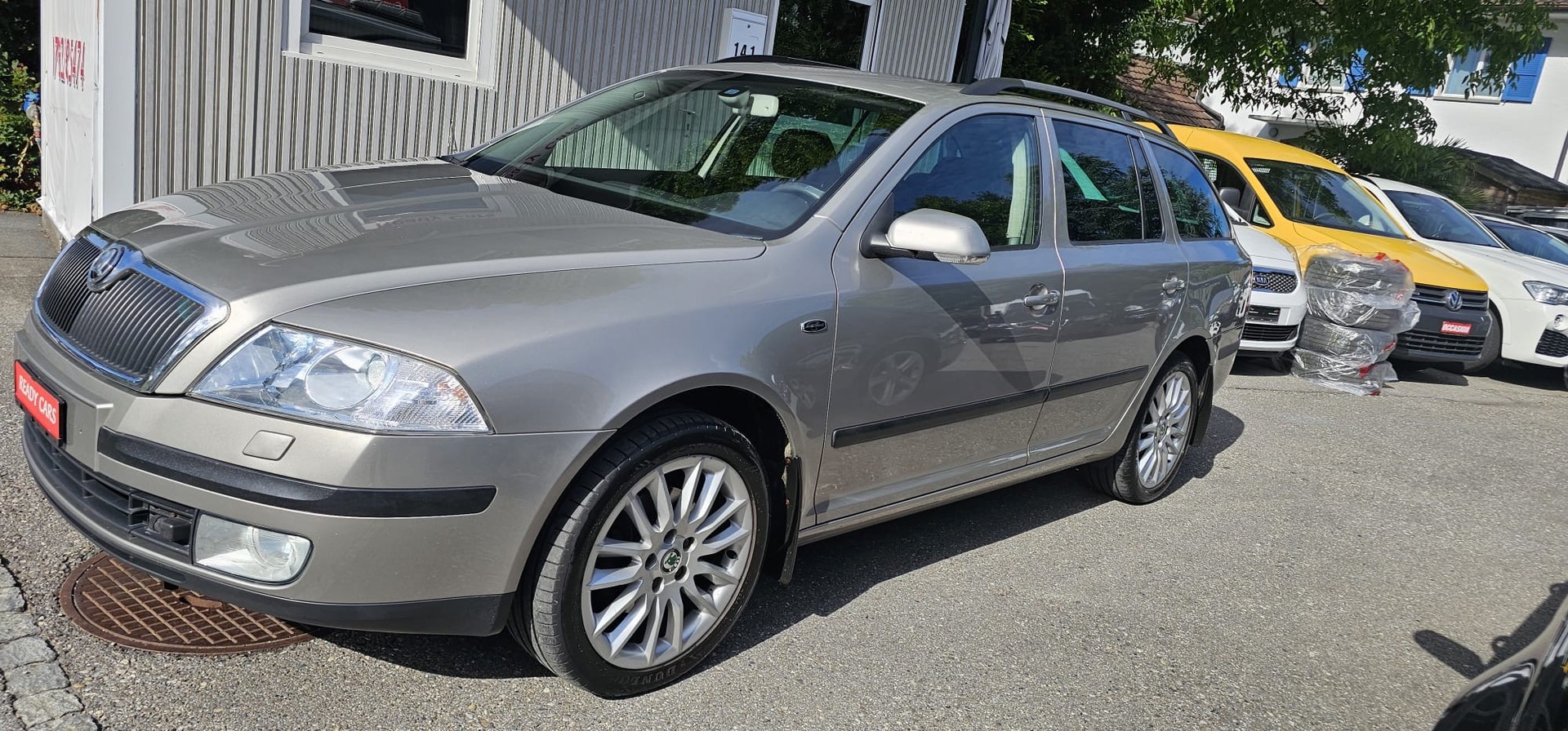 SKODA Octavia 2.0 TDI Ambiente-image-2