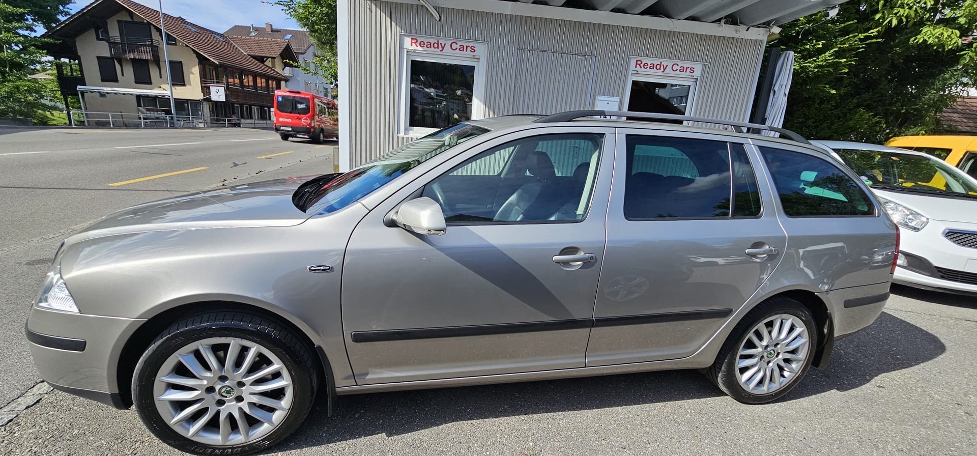 SKODA Octavia 2.0 TDI Ambiente-image-4