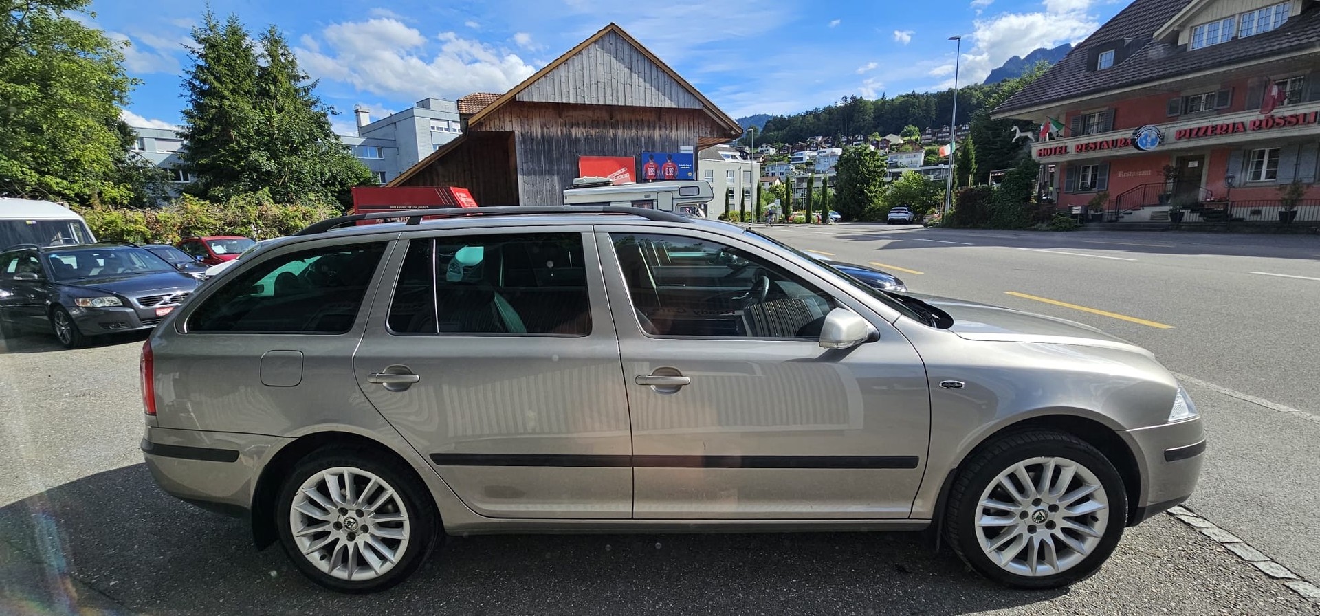 SKODA Octavia 2.0 TDI Ambiente-image-3