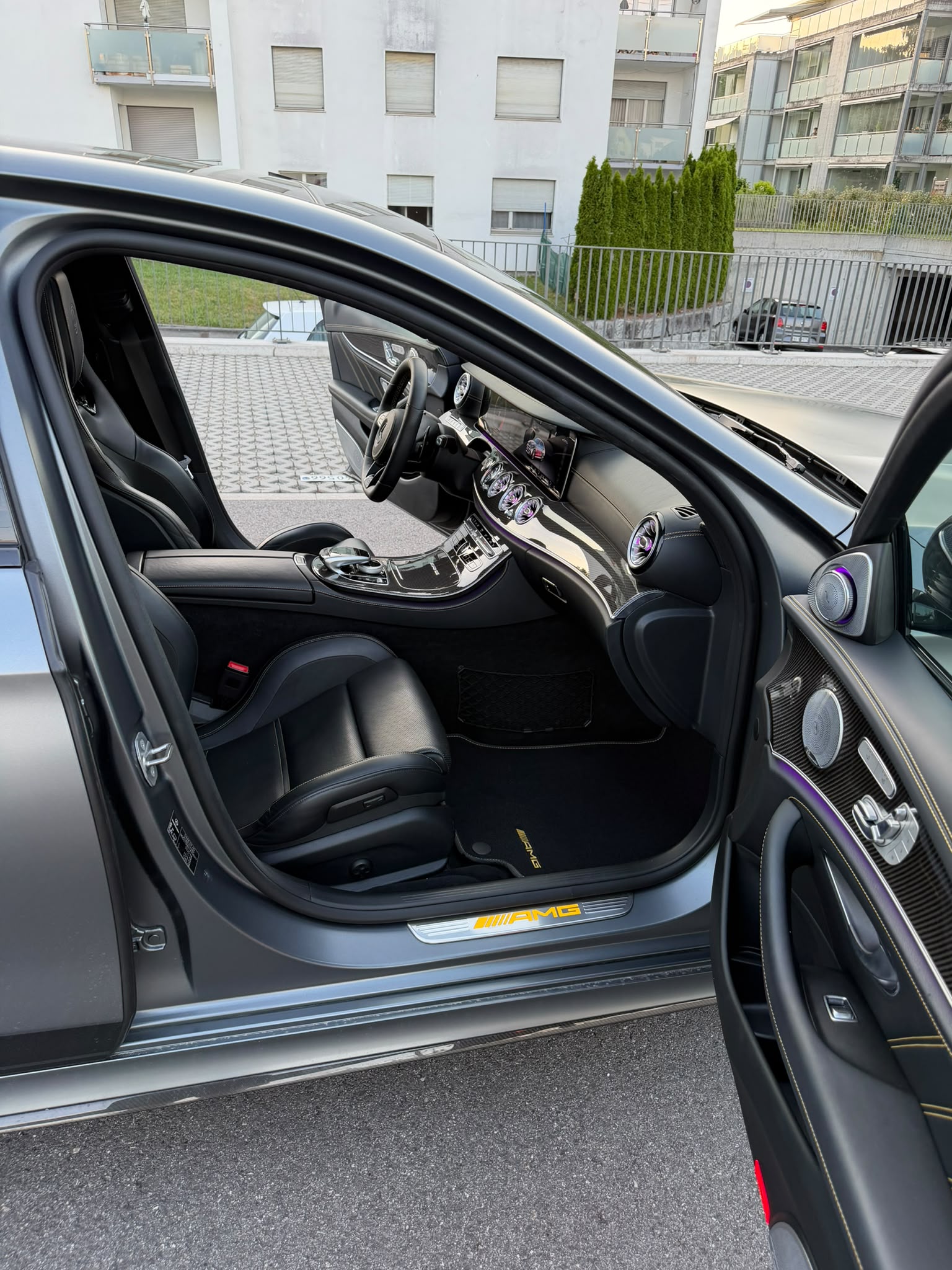 MERCEDES-BENZ E 63 AMG S Edition 1 4Matic Speedshift MCT-image-11