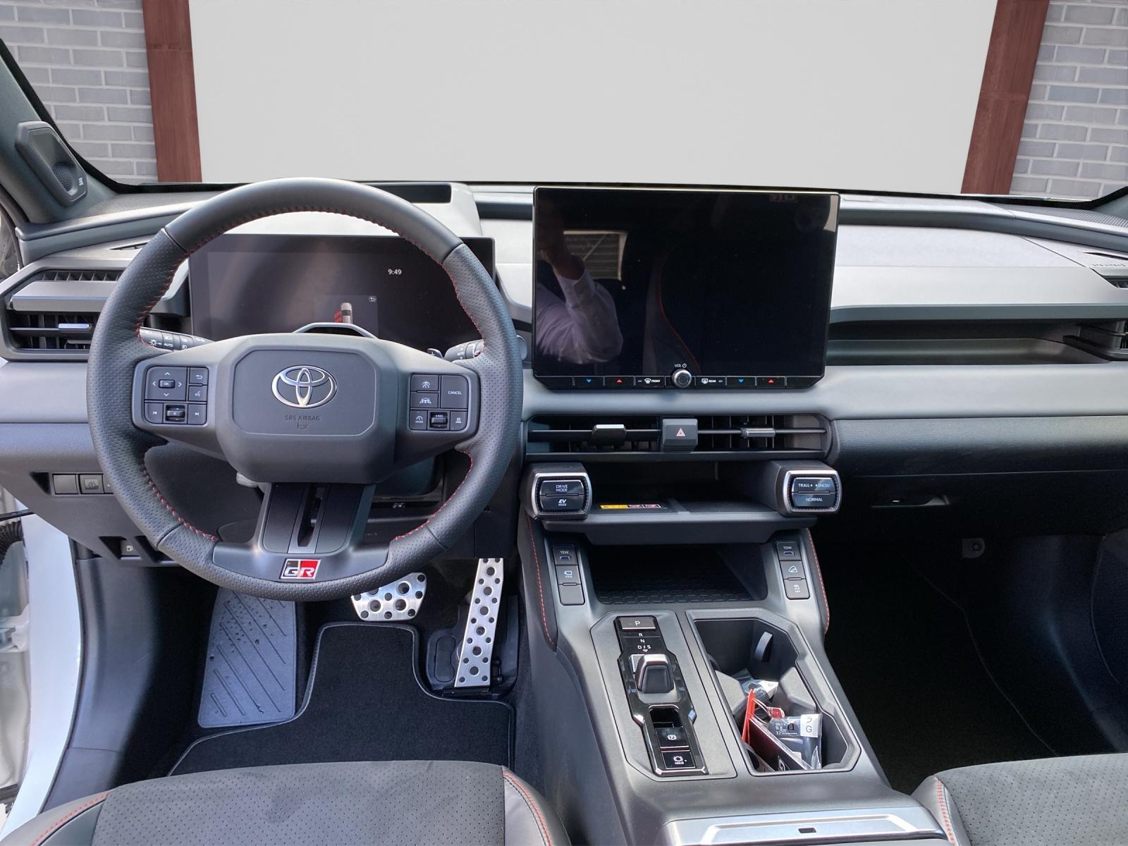 TOYOTA RAV4 2.5 HEV GR Sport-image-6