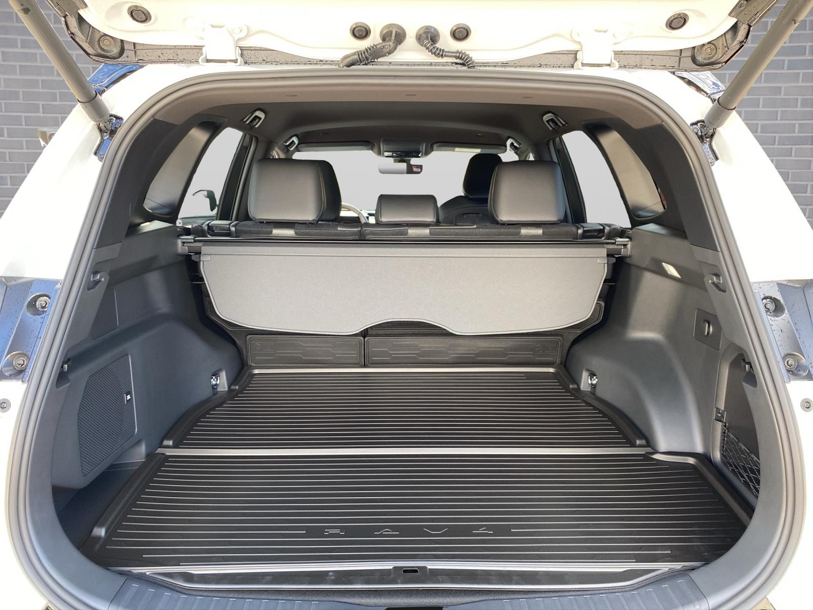 TOYOTA RAV4 2.5 HEV GR Sport-image-10