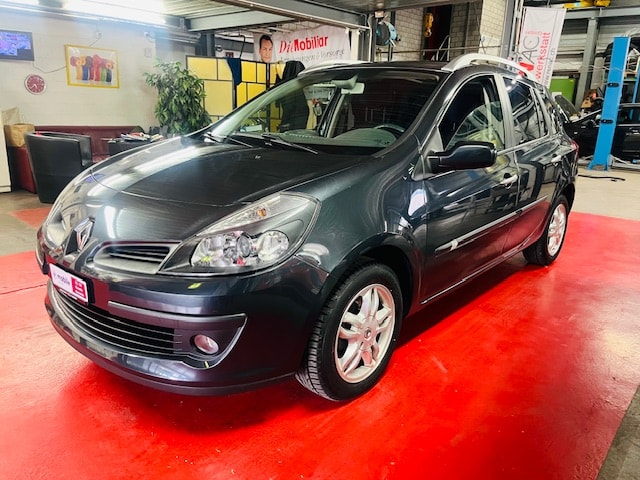 RENAULT Clio Grandtour 1.6 16V Dynamique Automatic-image-4
