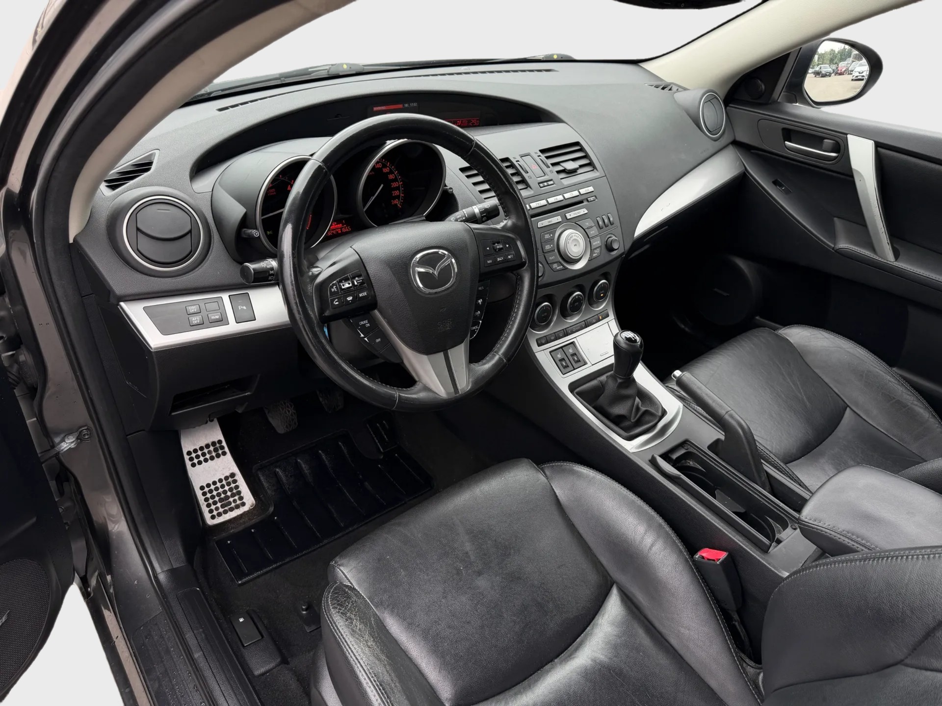 MAZDA 3 2.2 16V CD Sport-image-9