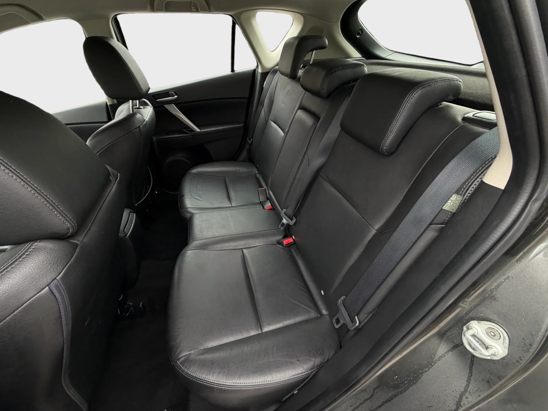 MAZDA 3 2.2 16V CD Sport-image-14