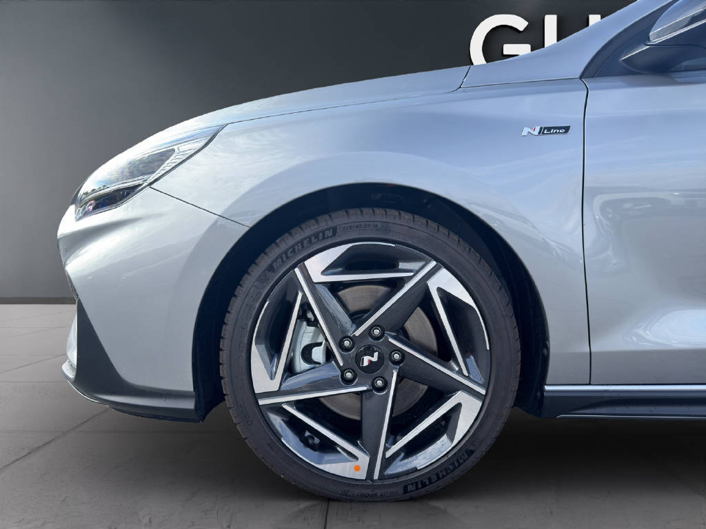 HYUNDAI i30 1.5 T-GDi N-Line-image-13