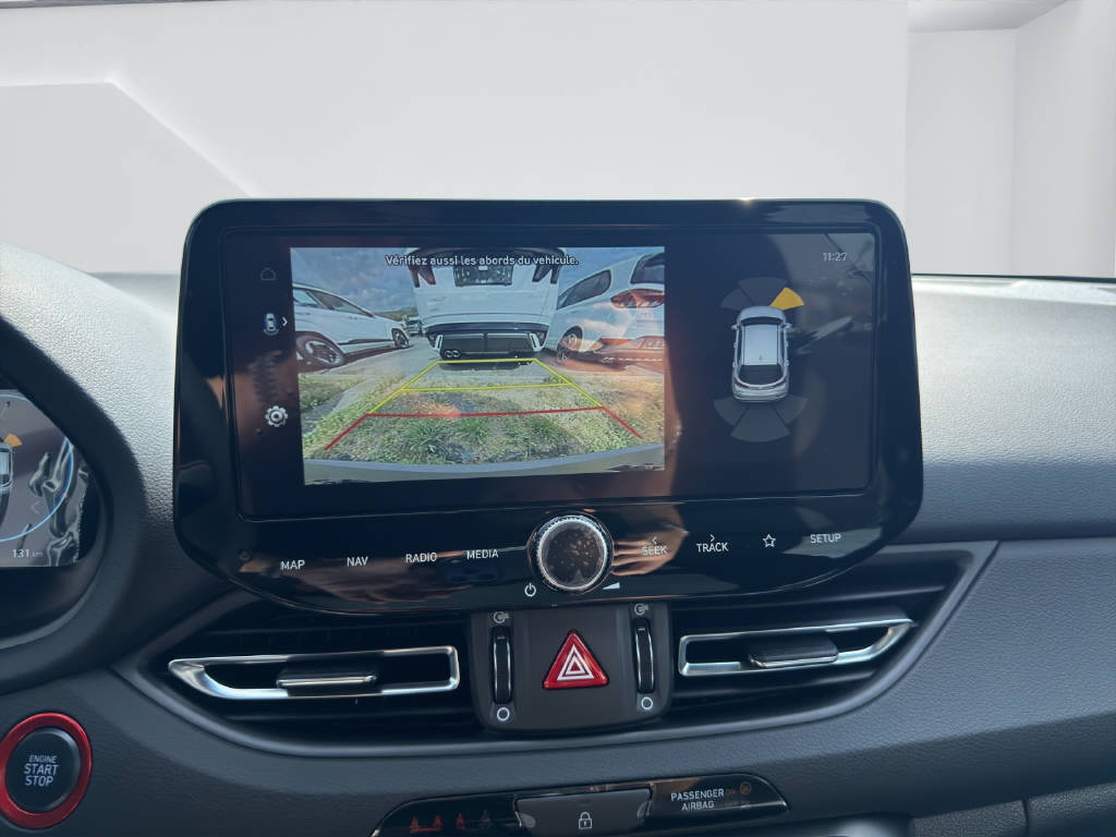 HYUNDAI i30 1.5 T-GDi N-Line-image-9