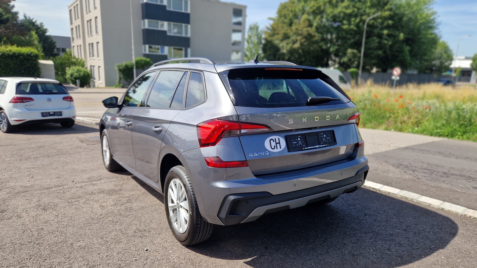 SKODA Kamiq 1.0 TSI Selection DSG-image-3
