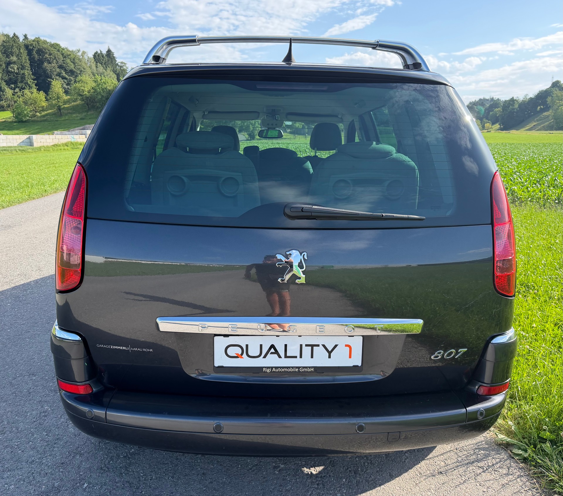 PEUGEOT 807 2.0 16V HDi Allure-image-4