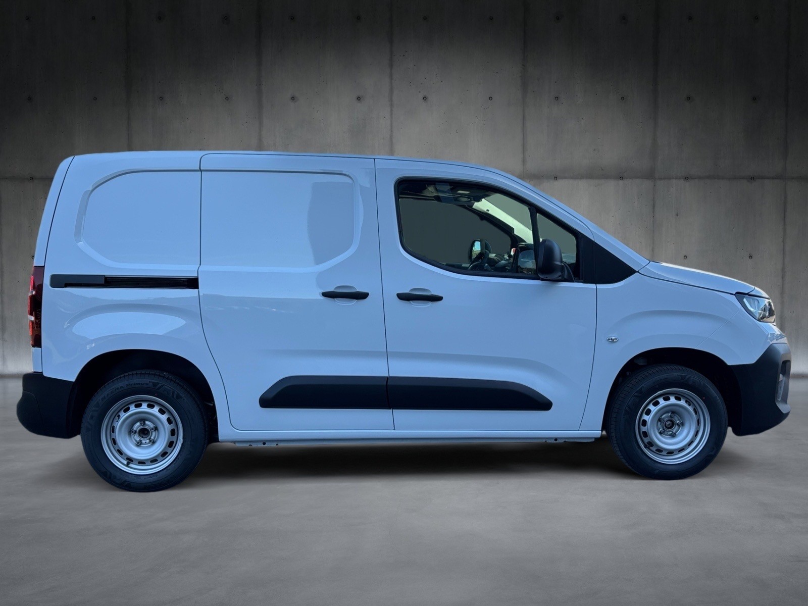 PEUGEOT Partner 1.5 Blue HDi Standard 650kg-image-1