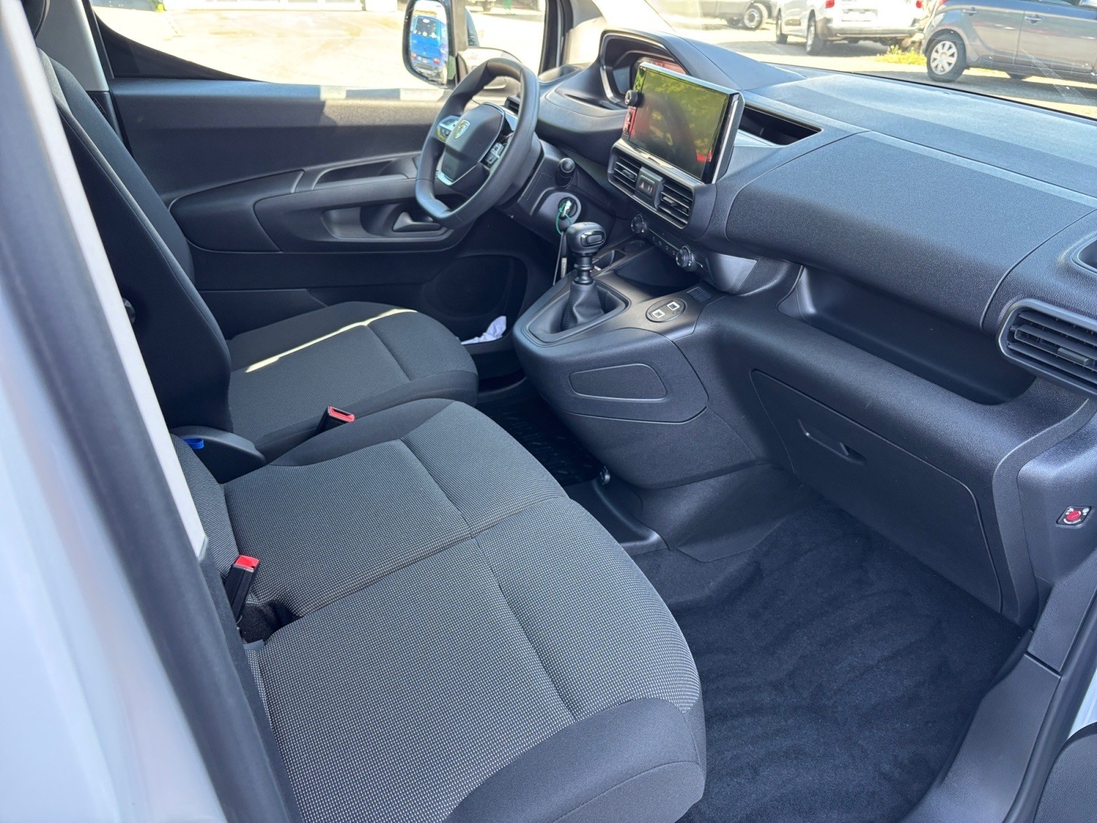 PEUGEOT Partner 1.5 Blue HDi Standard 650kg-image-10