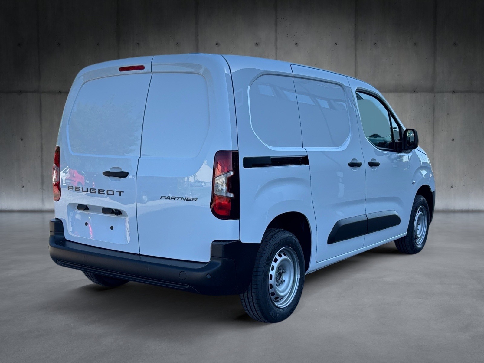 PEUGEOT Partner 1.5 Blue HDi Standard 650kg-image-3