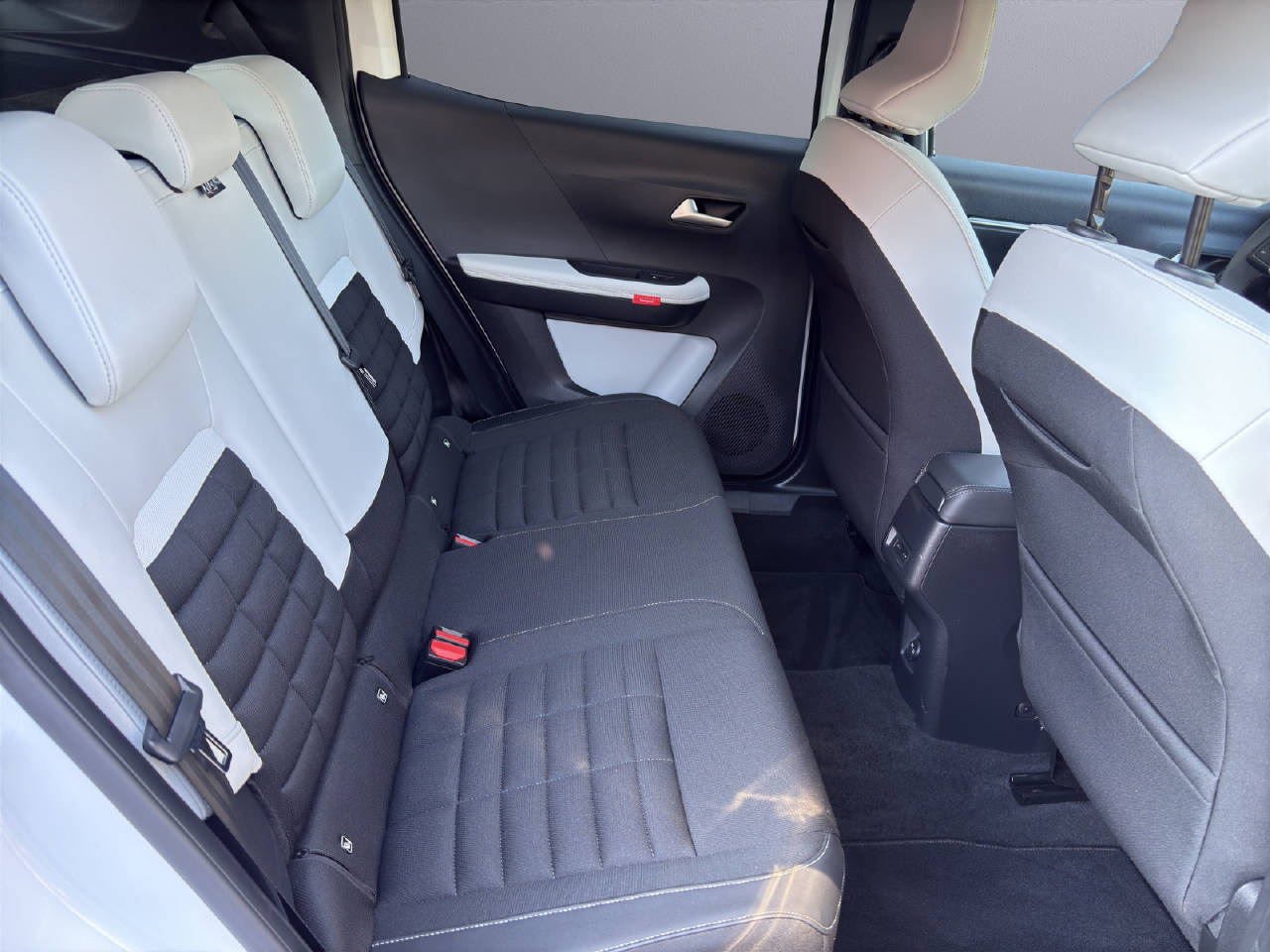 CITROEN C3 Aircross 1.2 Hybrid Max-image-8