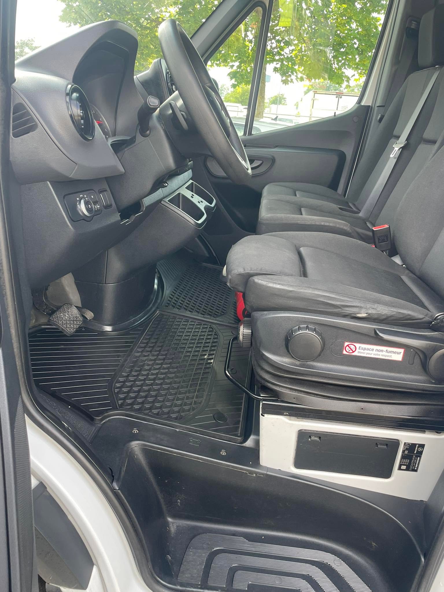 MERCEDES-BENZ Sprinter 314 CDI Standard 9G-TRONIC FWD-image-13