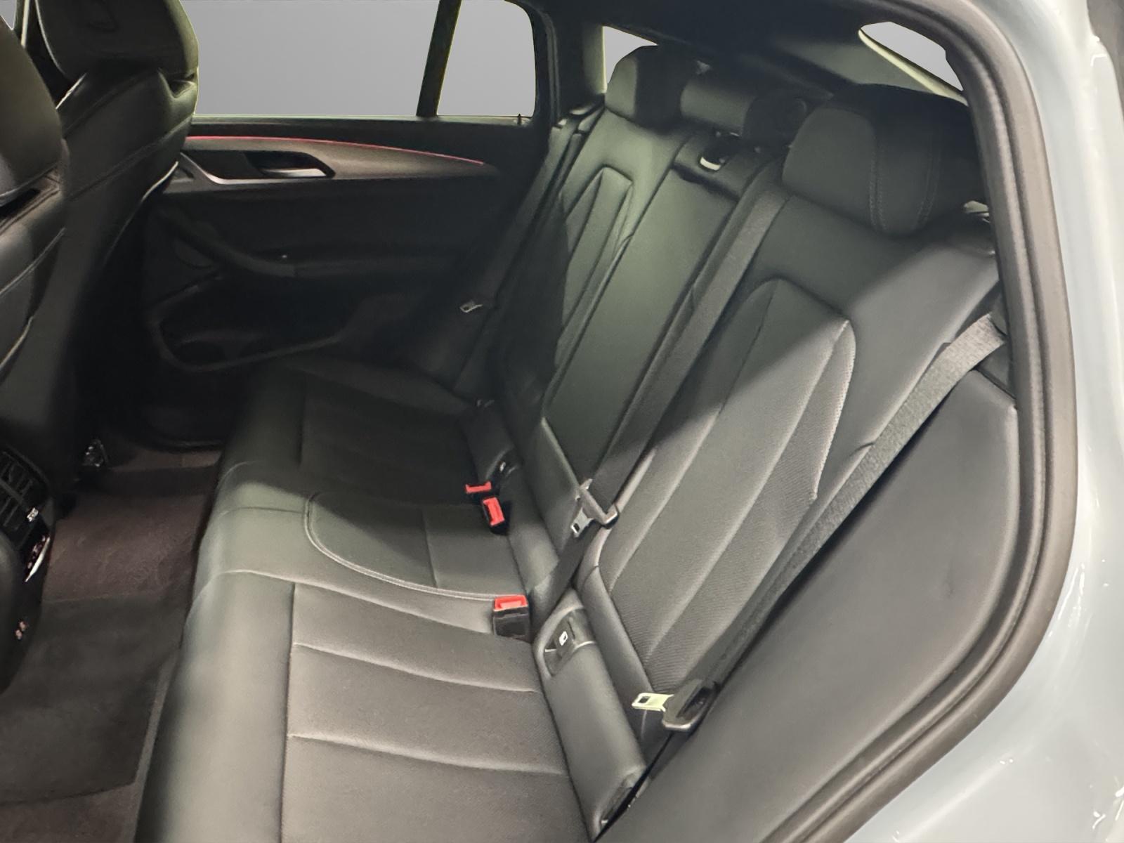BMW X4 M40i-image-13