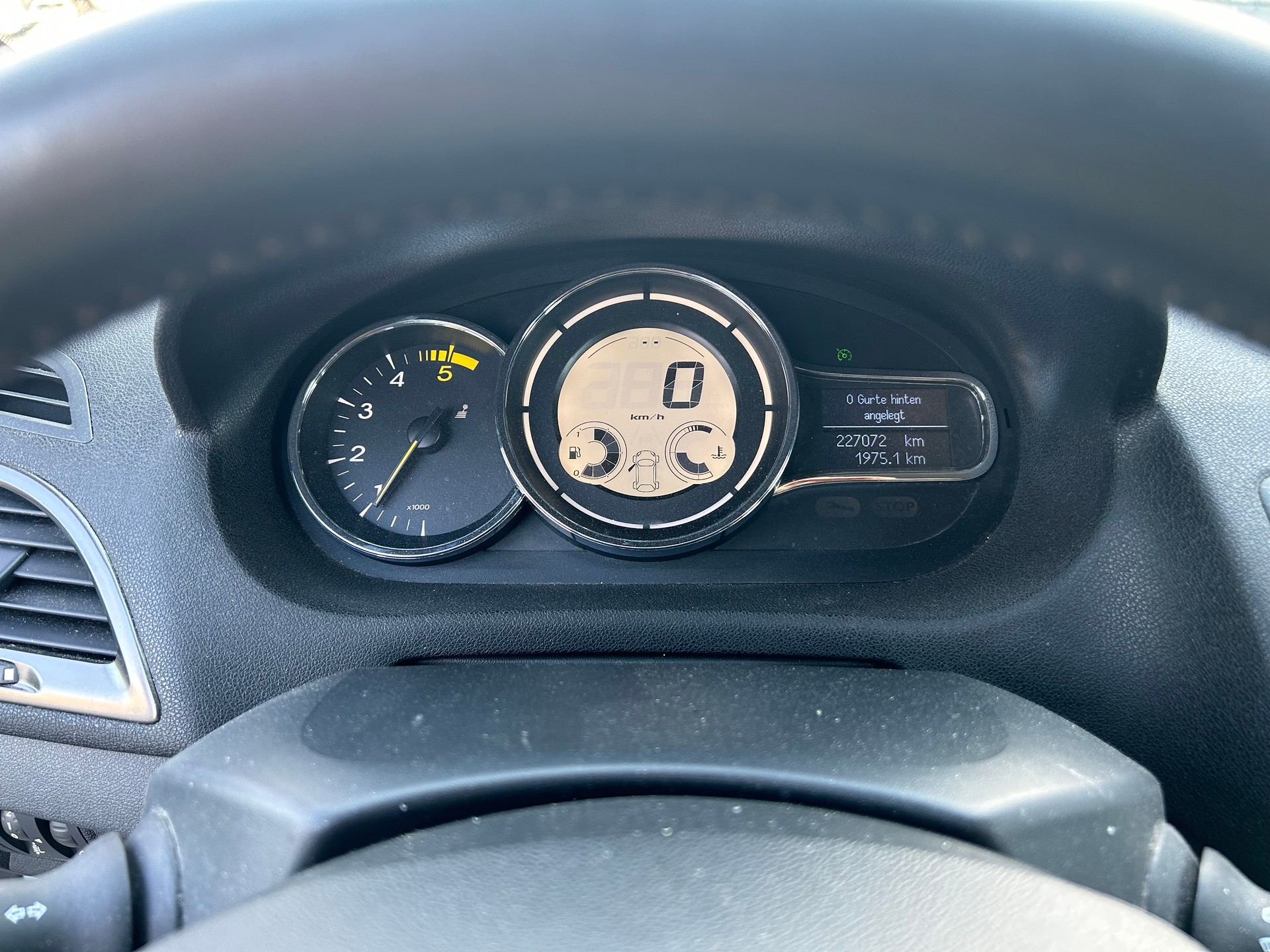 RENAULT Mégane Grandtour 1.5 dCi Bose-image-9