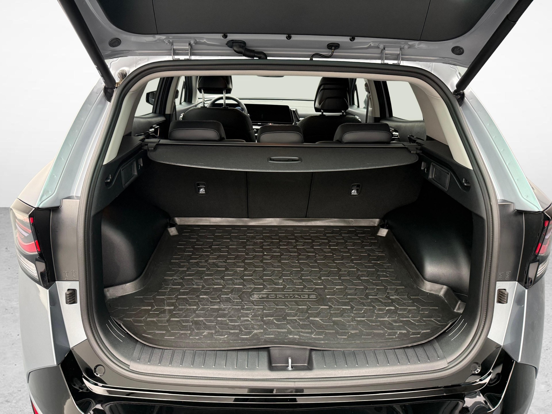 KIA Sportage 1.6 T-GDi PHEV Style-image-12
