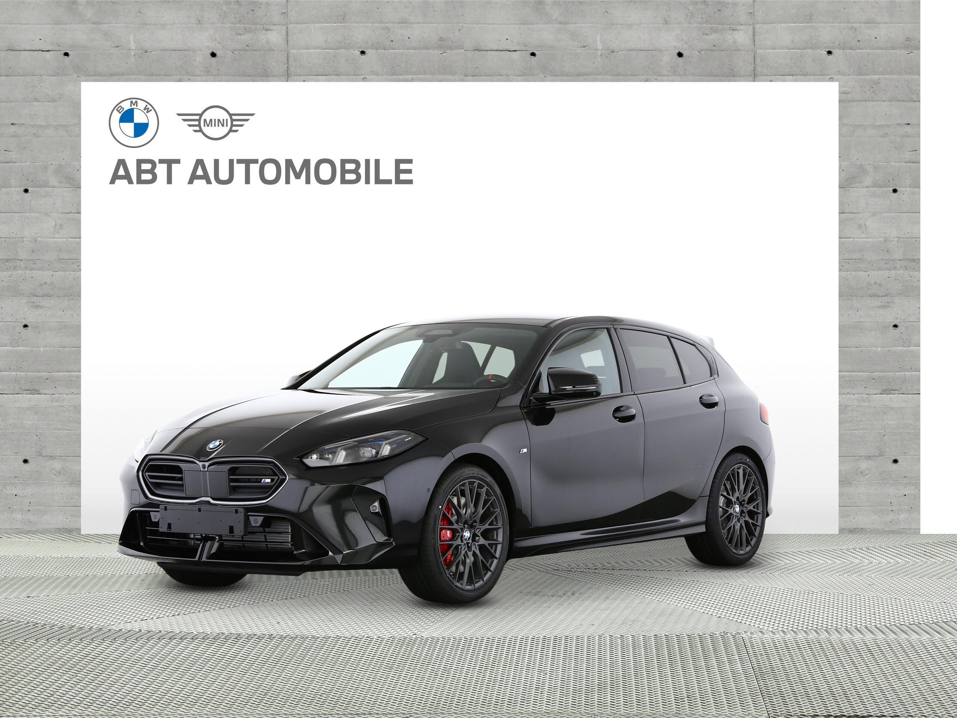 BMW M135i xDrive-image-0