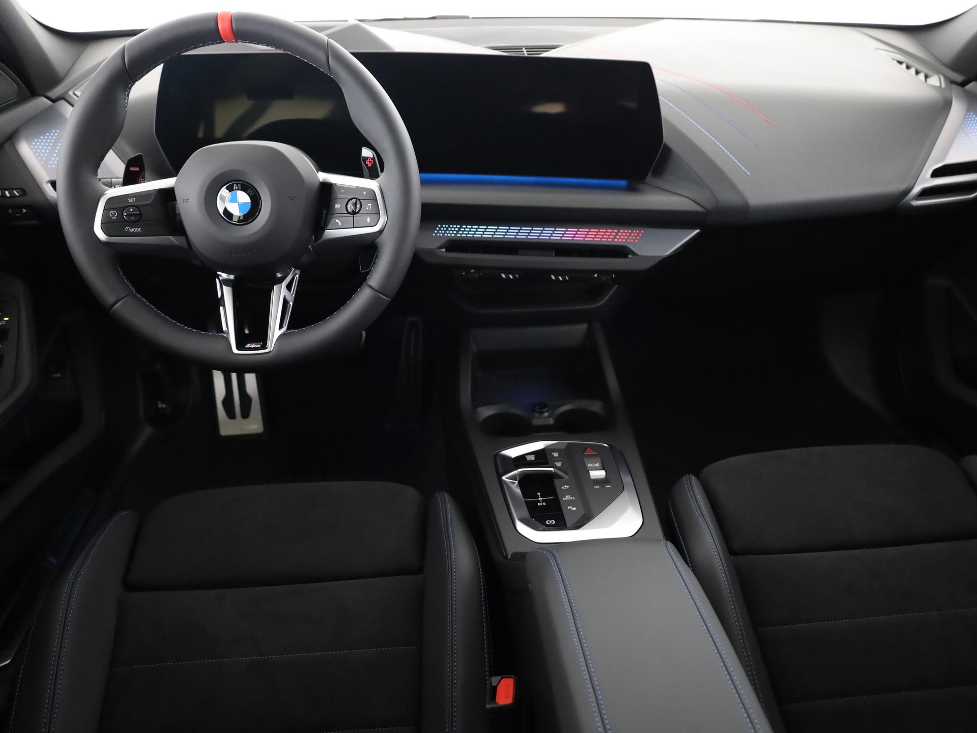 BMW M135i xDrive-image-5
