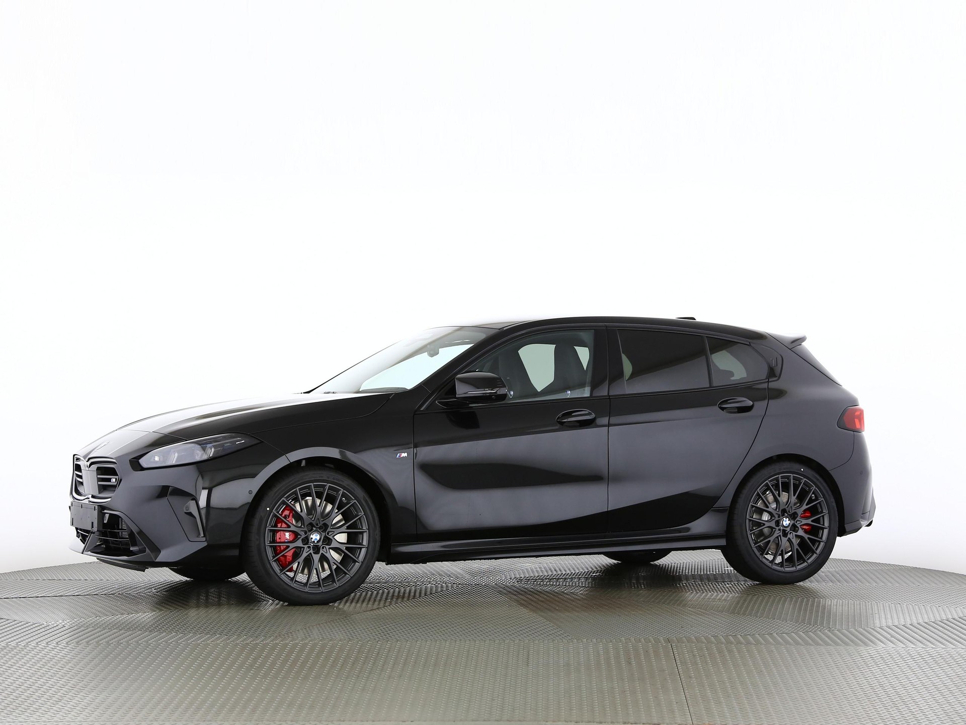 BMW M135i xDrive-image-9