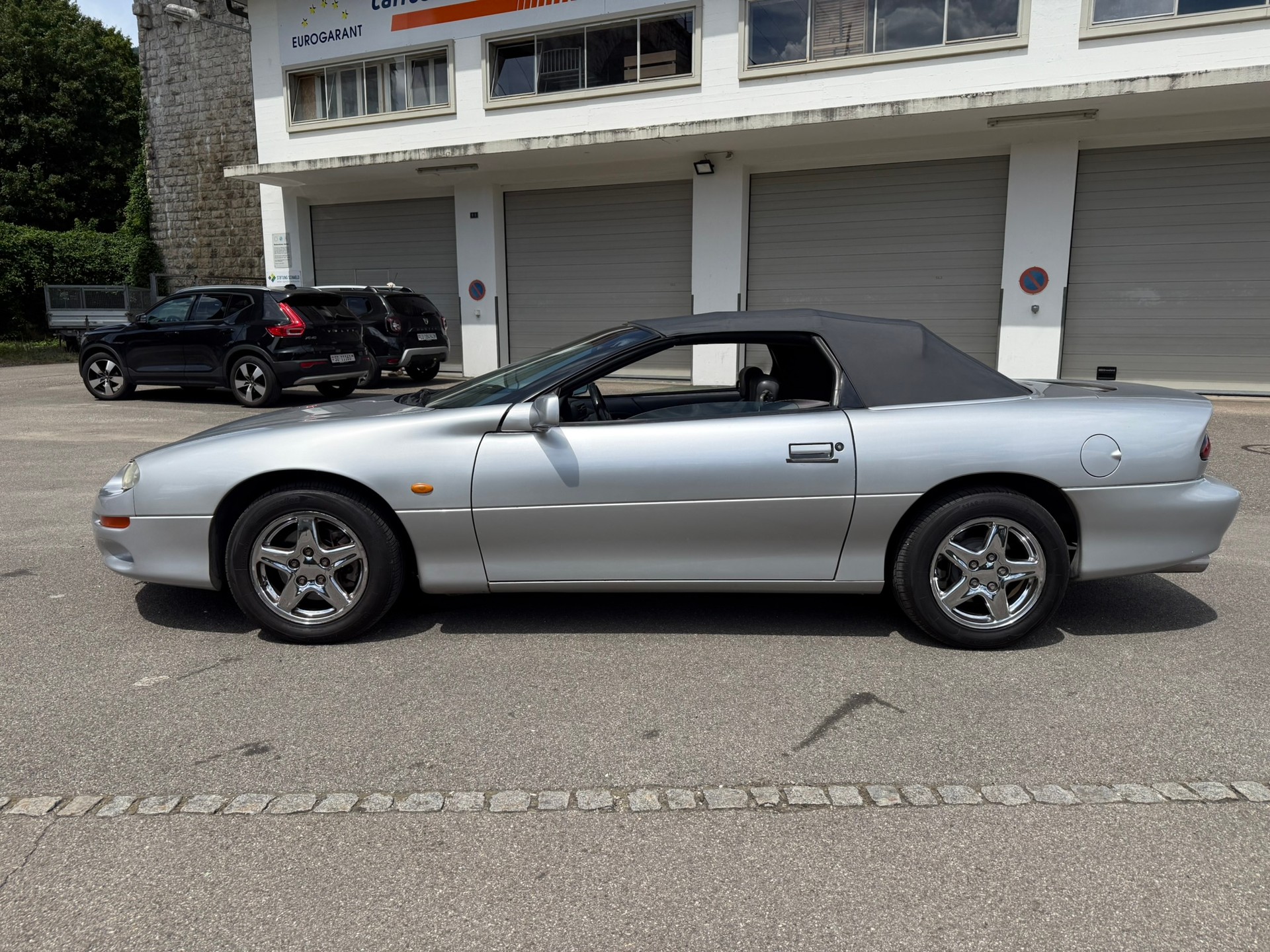 CHEVROLET Camaro Convertible A-image-4