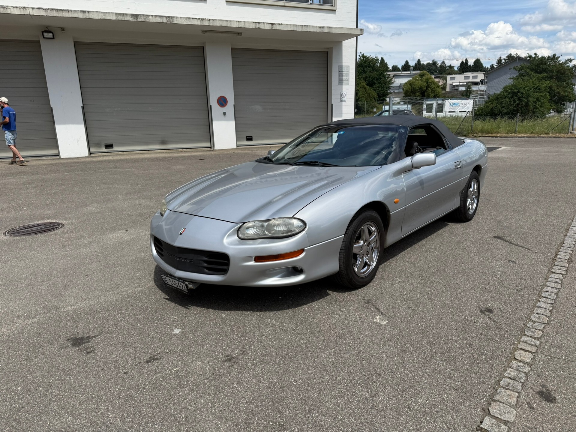 CHEVROLET Camaro Convertible A-image-2