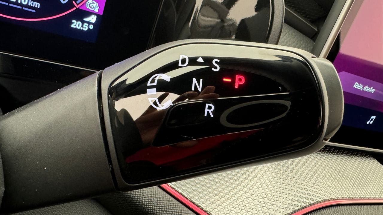 SKODA Kodiaq 2.0 TSI RS 4x4-image-10